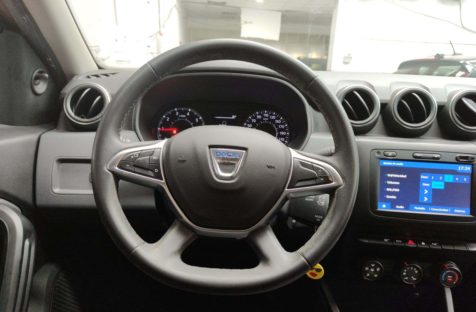 Dacia Duster Essential TCe 4x2 GLP - foto 18