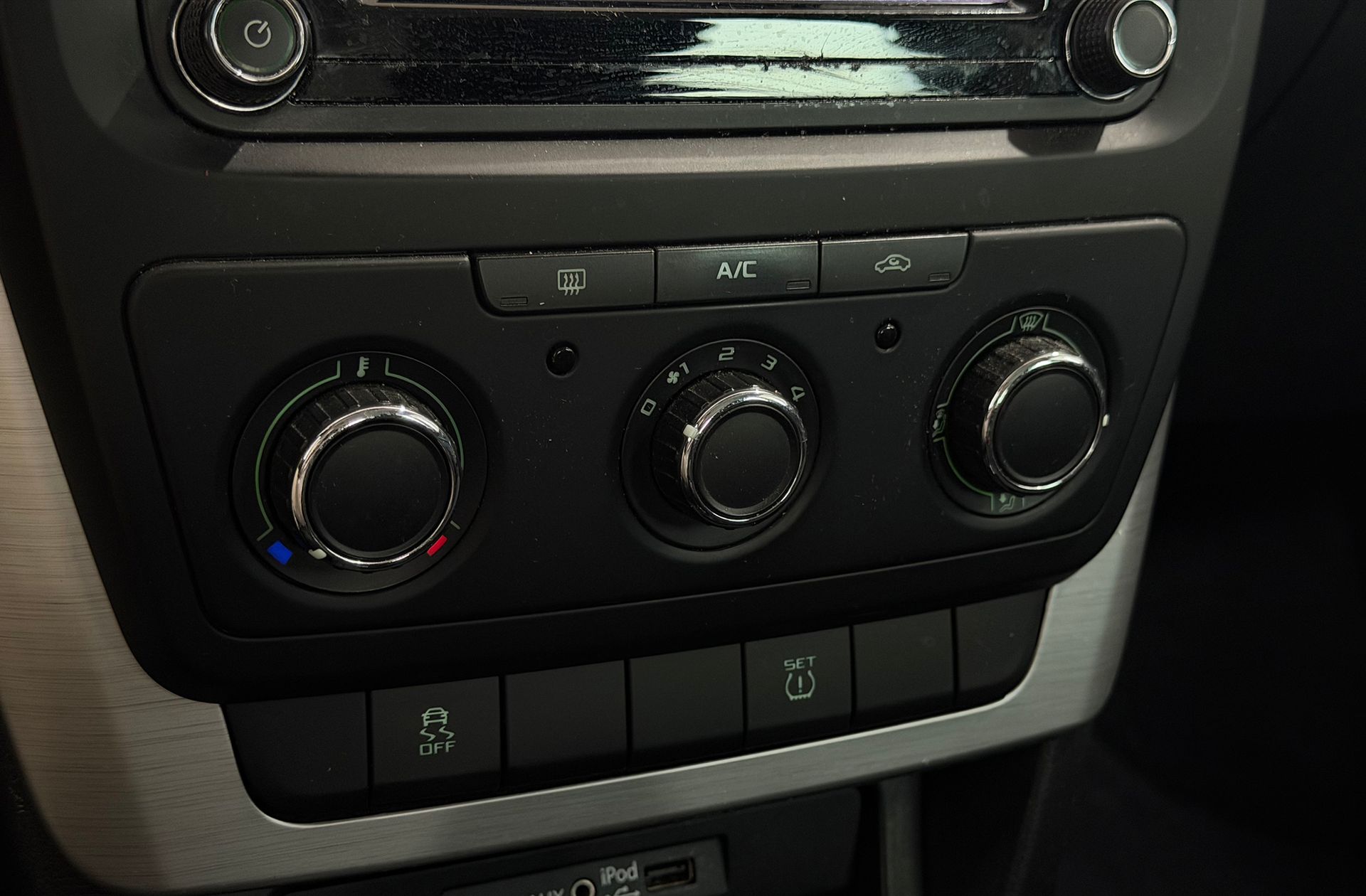 Škoda Yeti Outdoor 1.2 TSI Ambition - foto 27