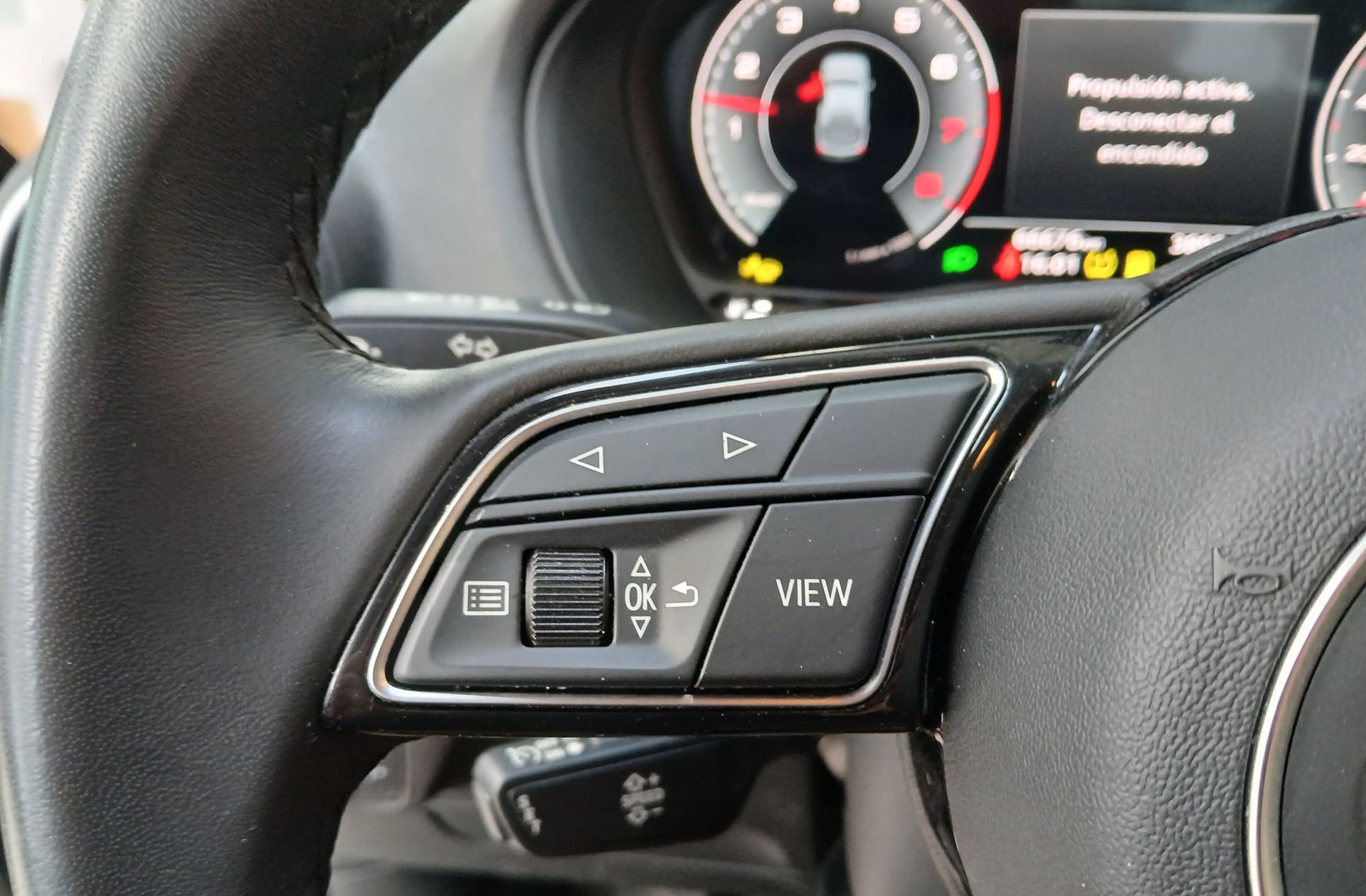 Audi Q2 Advanced 30 TFSI - foto 25