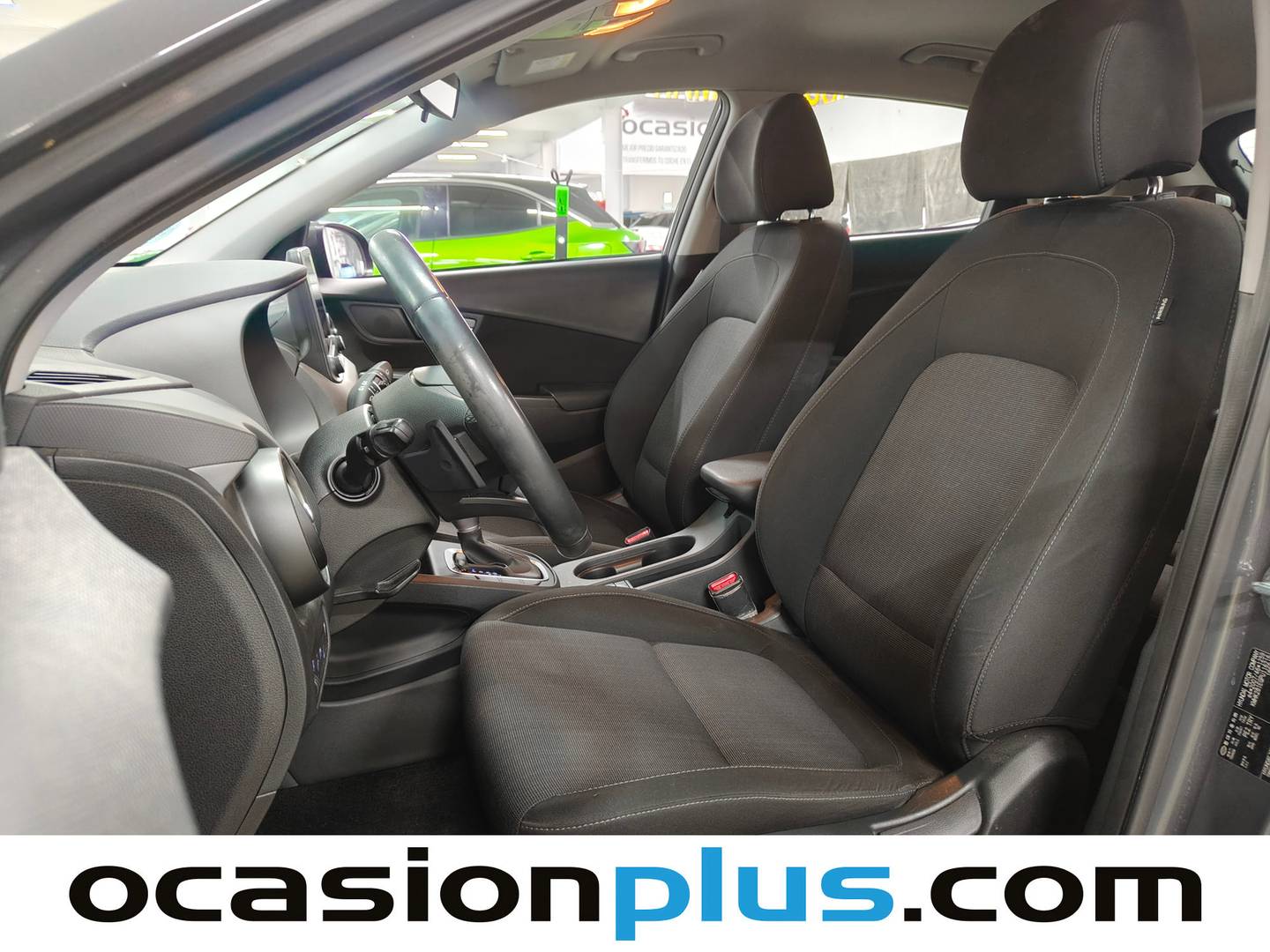 Foto asientos delanteros Hyundai Kona Hyundai Kona 1.6 GDI HEV Maxx DCT (141 CV)