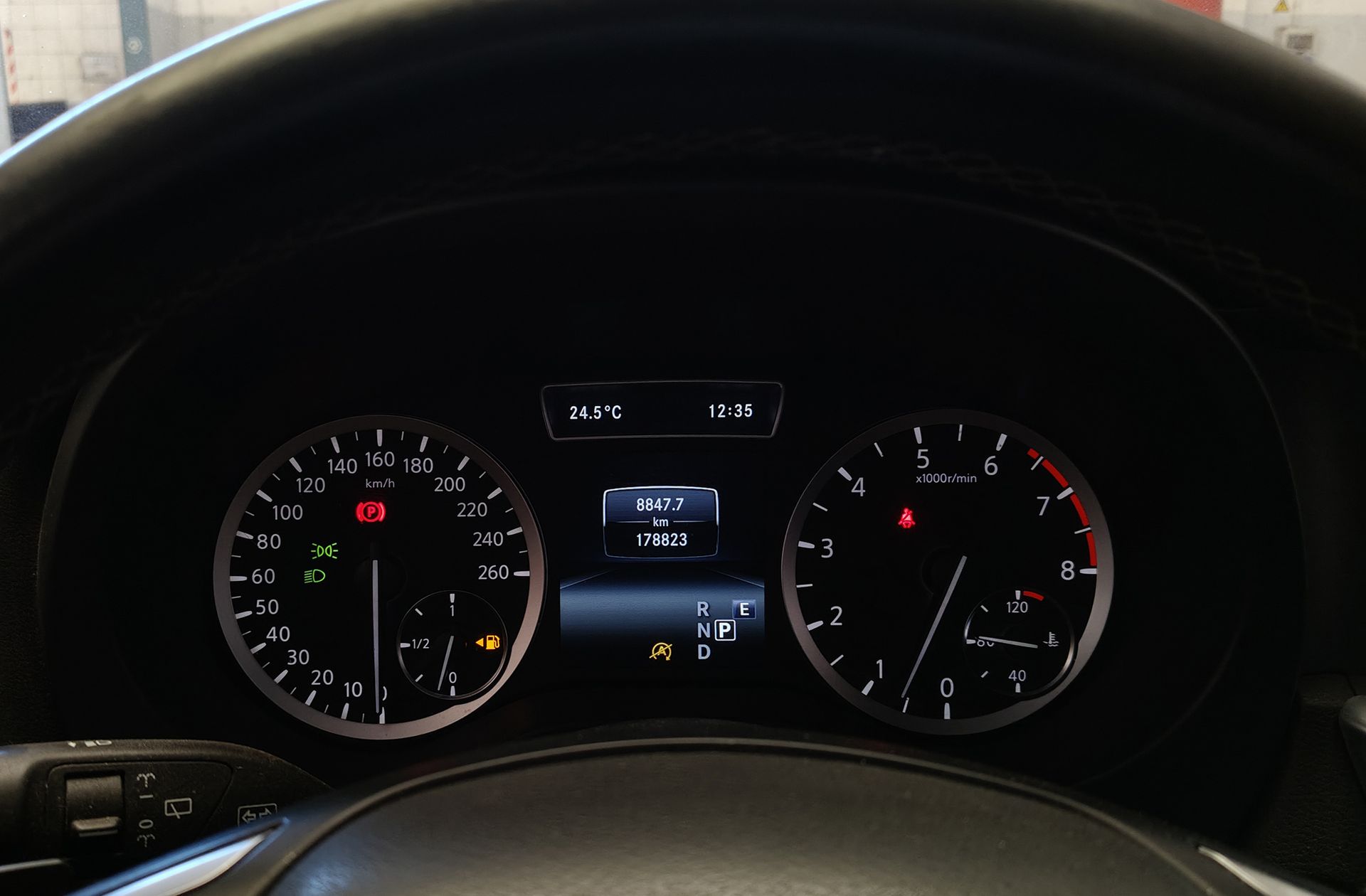 Infiniti Q30 1.6 TC Premium 7DCT - foto 26