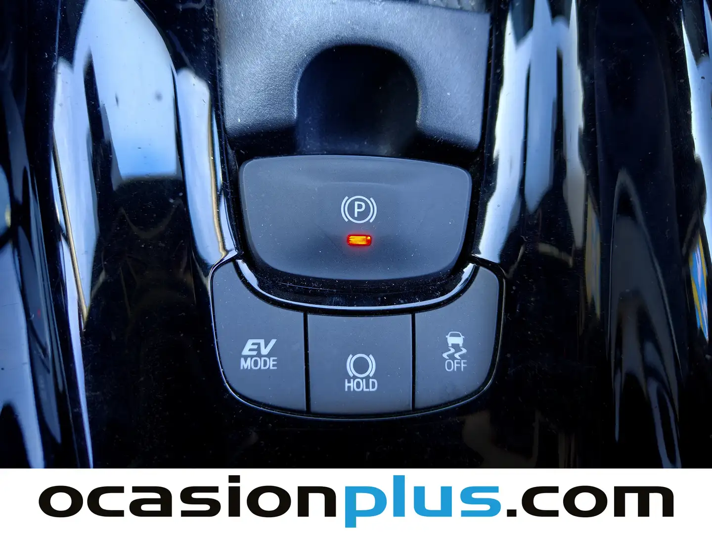 Foto Toyota C-HR Toyota C-HR 1.8 125H Advance (122 CV)