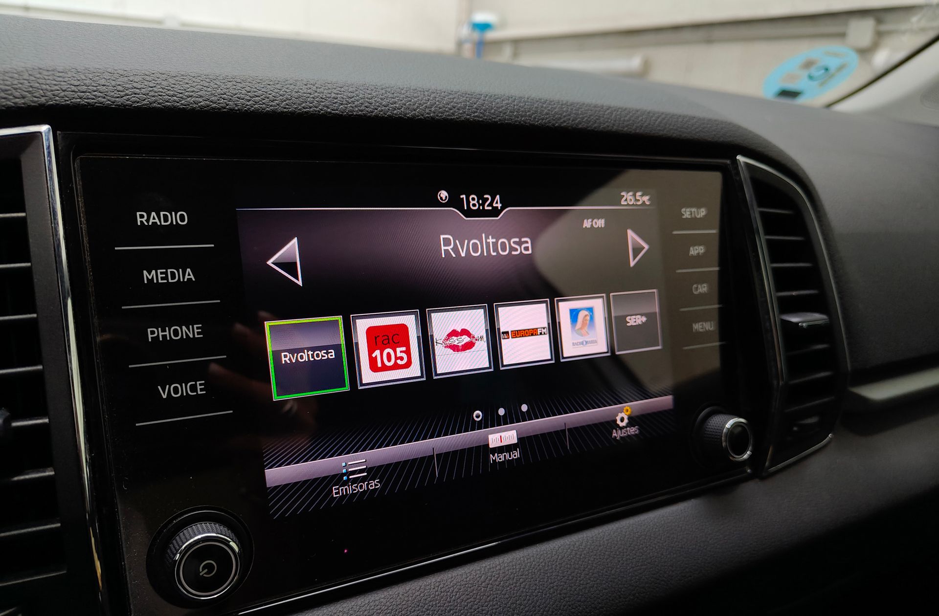 Škoda Karoq 1.0 TSI Ambition - foto 31