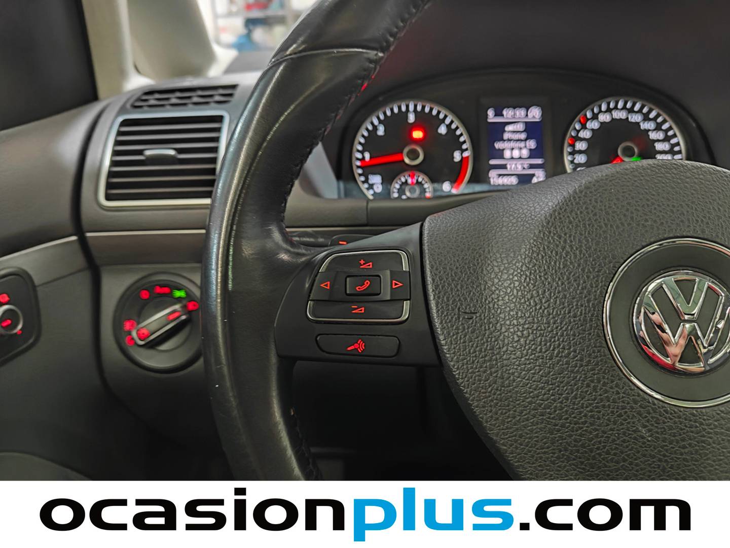 Foto Volkswagen Touran Volkswagen Touran Advance 1.6 TDI BMT (105 CV) DSG 7 PLAZAS