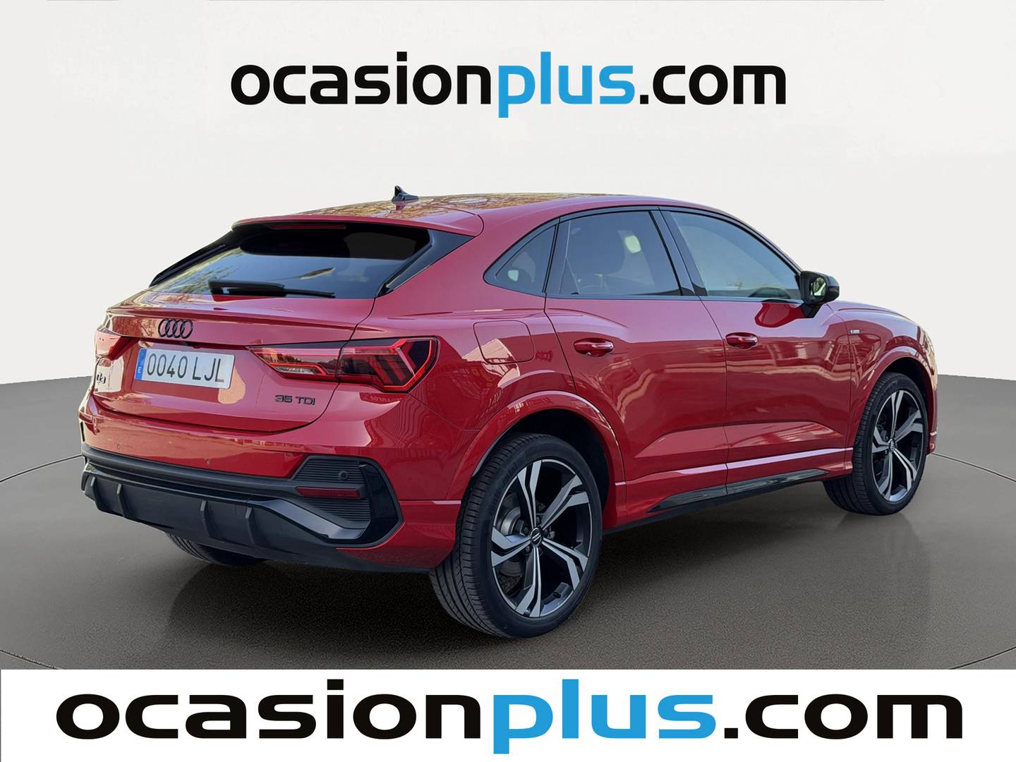 Foto trasera Audi Q3 Sportback Audi Q3 Sportback Black line 35 TDI (150 CV) S tronic Pack S-line derecha