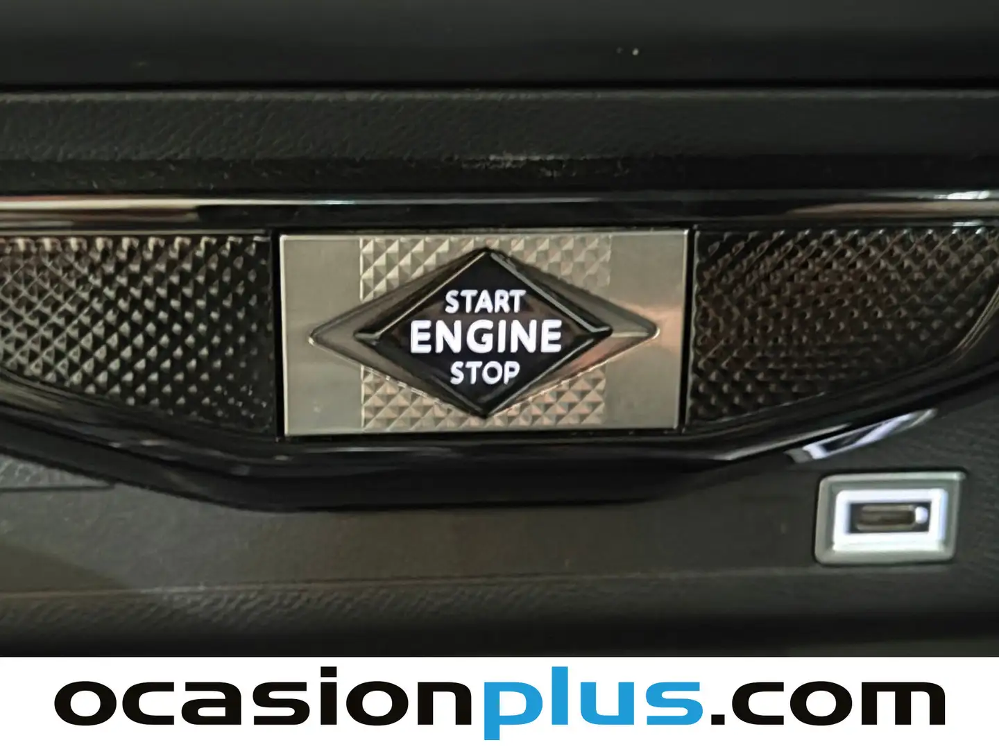 Foto DS DS 3 DS DS3 PureTech 130 Performance Line Auto (130 CV)