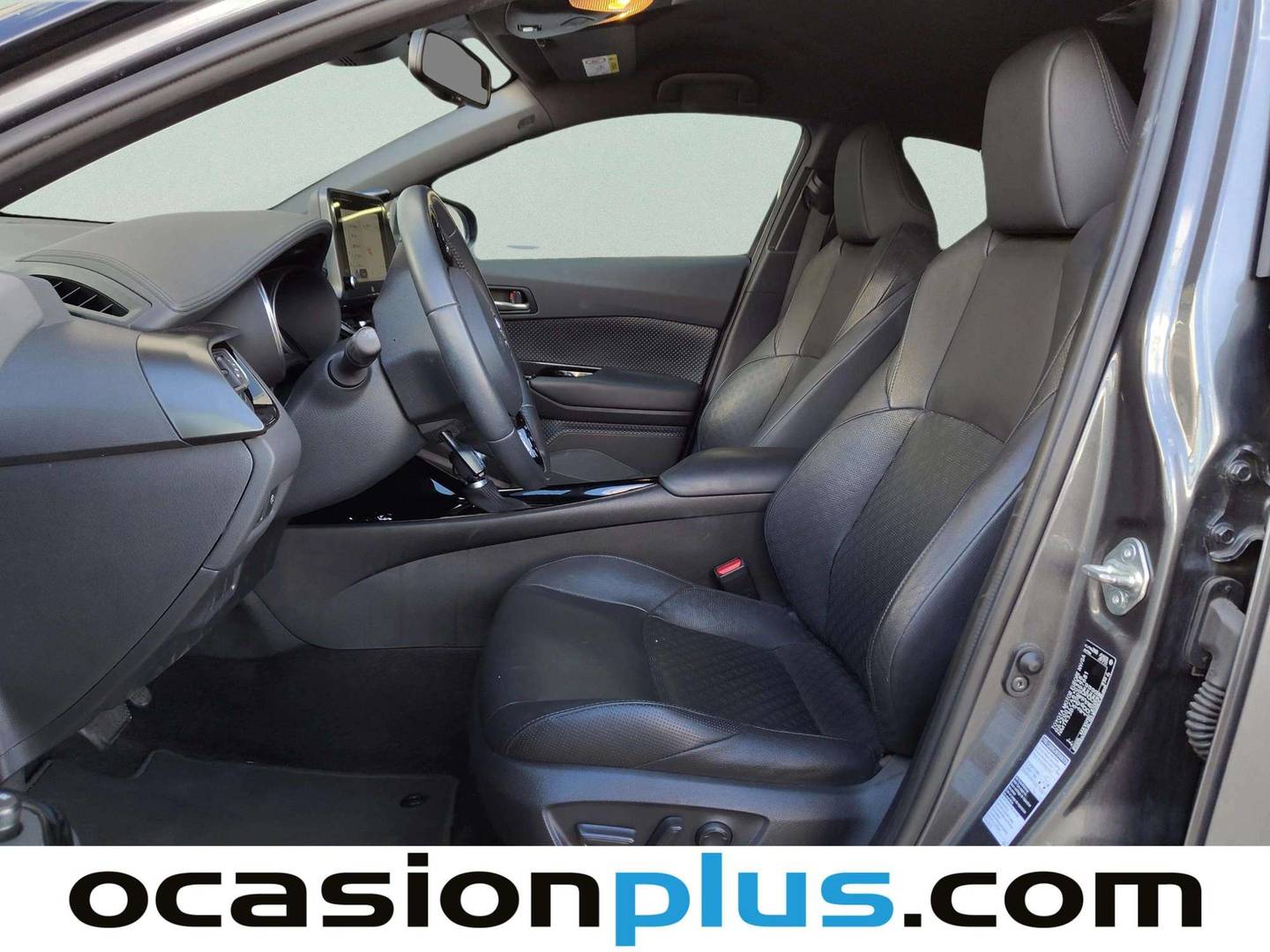 Foto asientos delanteros Toyota C-HR Toyota C-HR 180H Advance (184 CV)