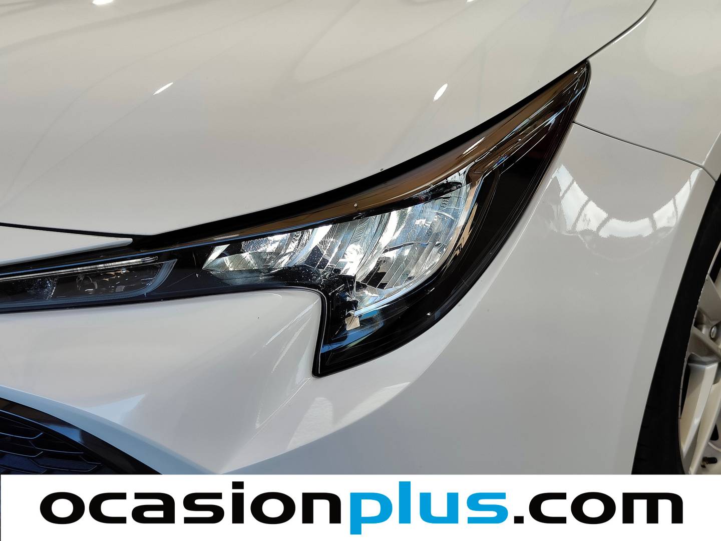 Acabados Toyota Corolla Toyota Corolla 1.8 125 Híbrido Active Tech E-CVT (122 CV)