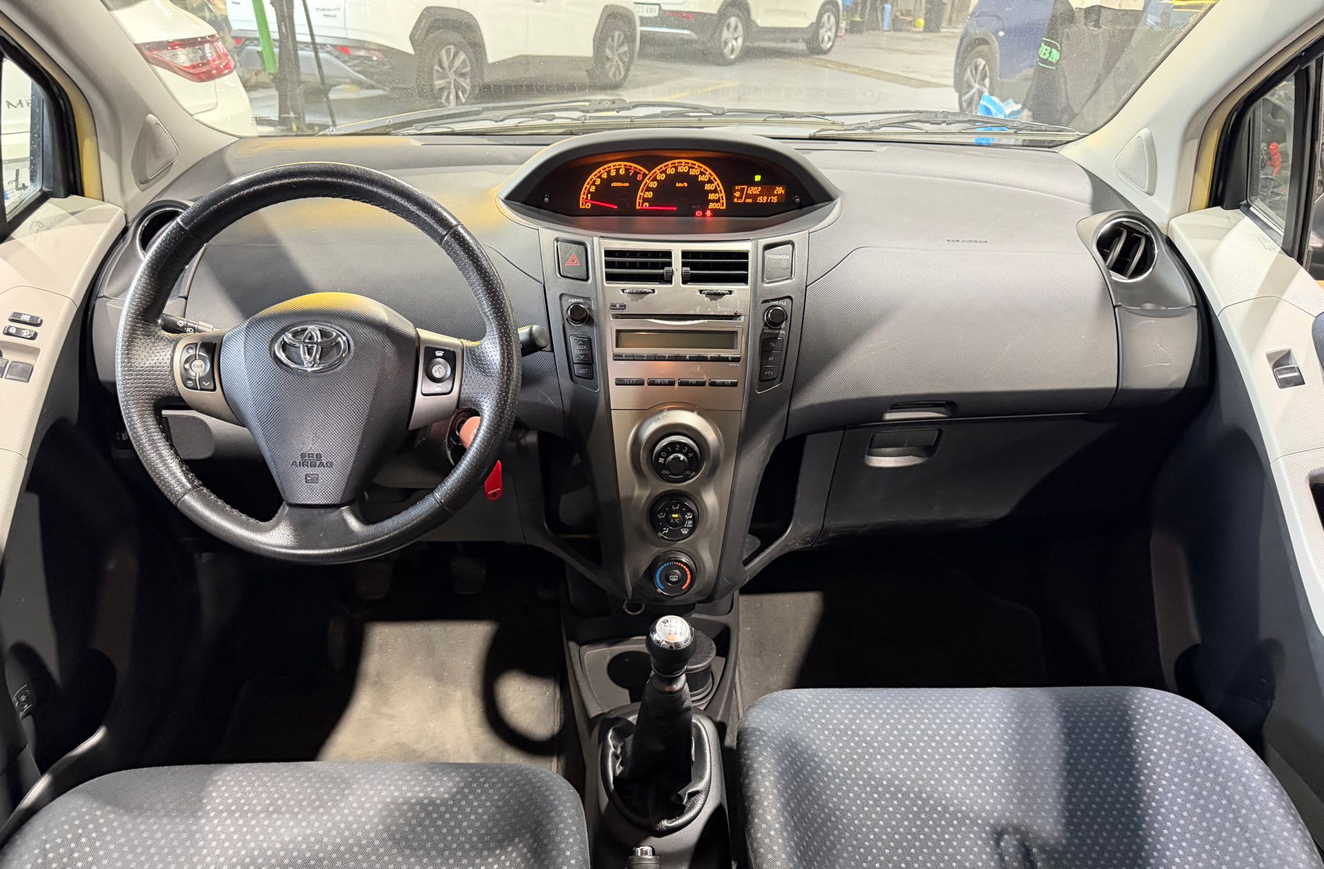 Toyota Yaris 1.3 VVT-I TS - foto 6