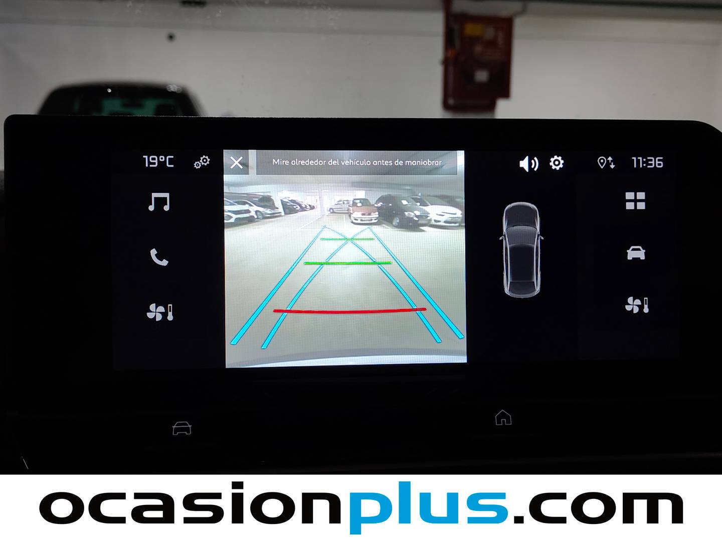 Extras y acabados del Citroën C4 Citroën C4 PureTech 130 S&S 6v Plus (131 CV)