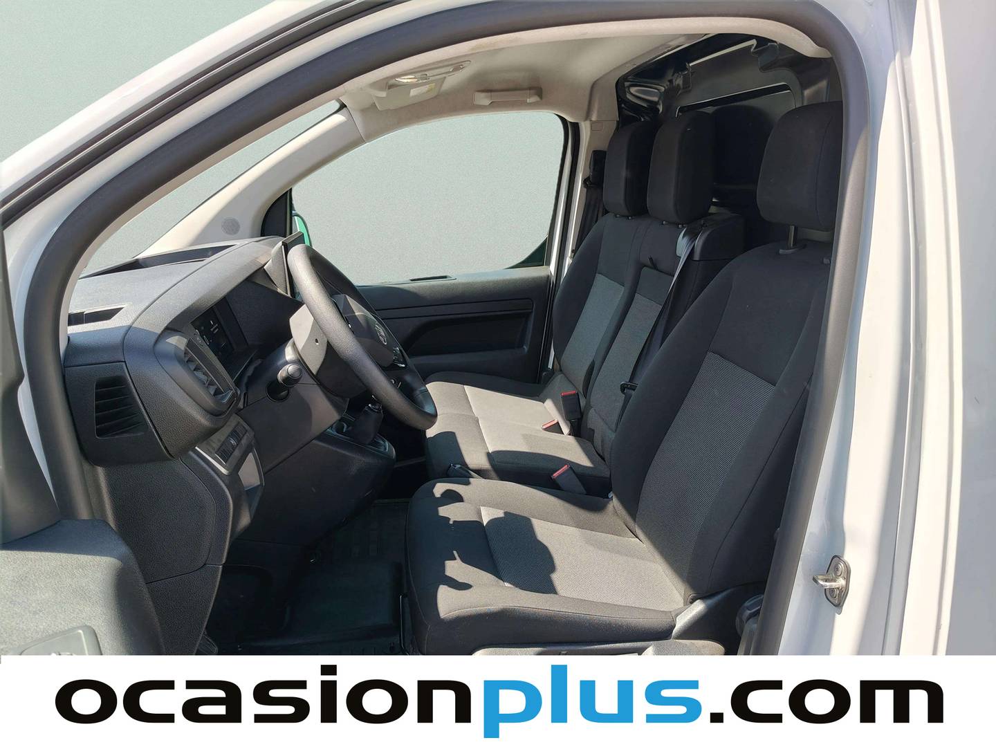 Foto asientos delanteros Opel Vivaro Opel Vivaro Furgon BlueHDi 120 (120 CV)