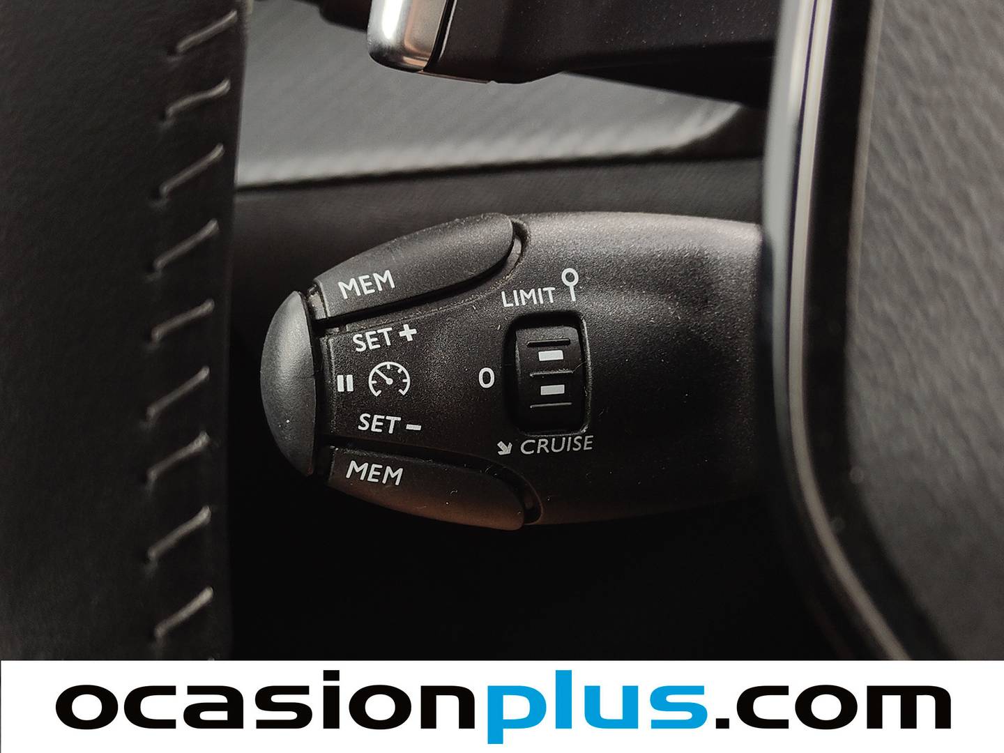 Extras del Peugeot 208 Peugeot 208 Style Hybrid 110 eDCS6 (110 CV)