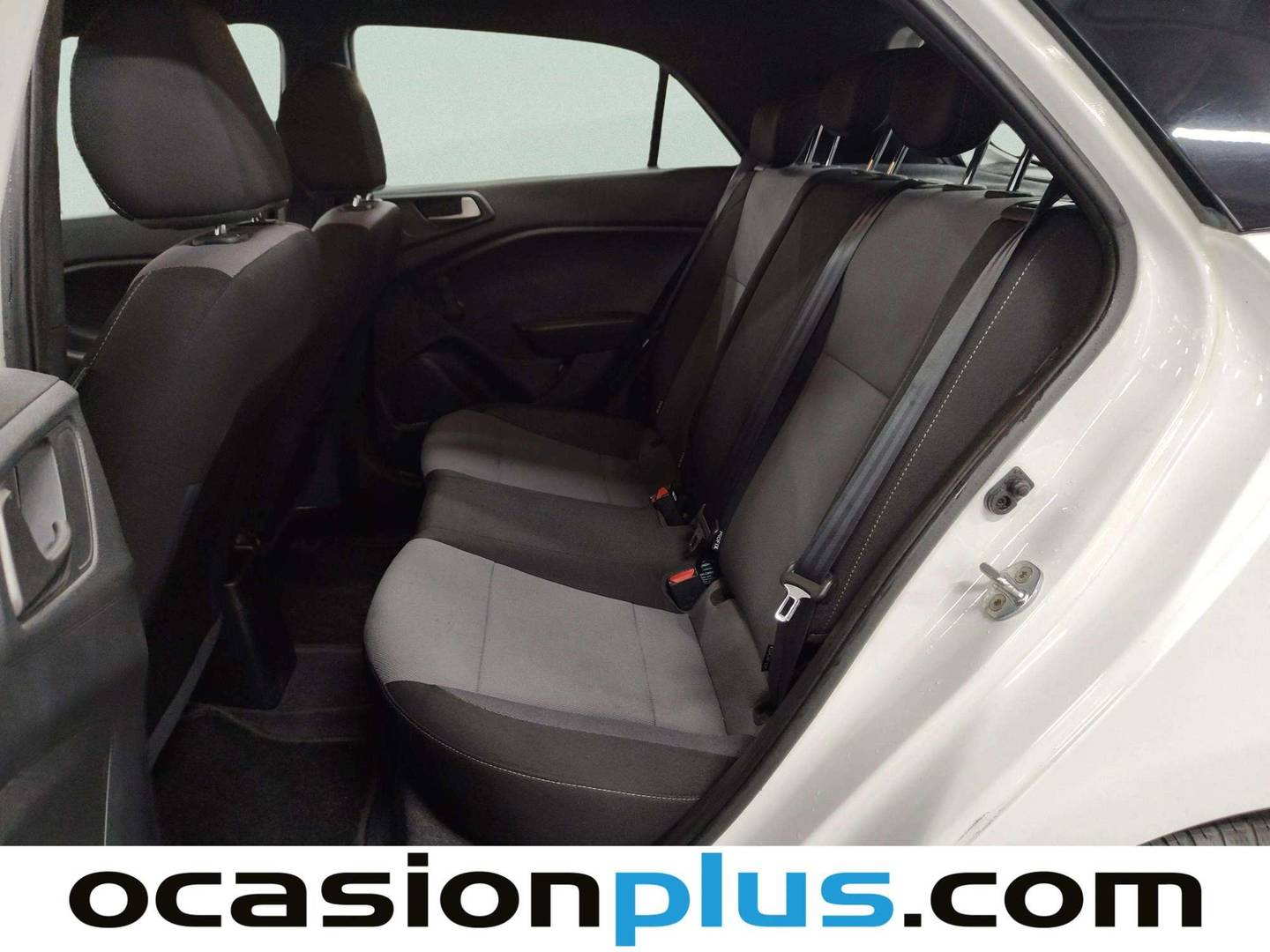 Foto asientos traseros Hyundai i20 Hyundai i20 1.2 MPI Fresh (84 CV)