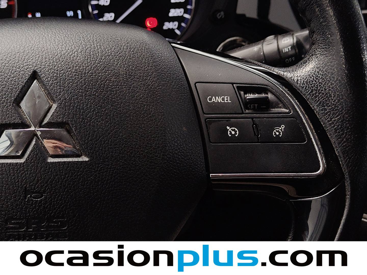 Acabados Mitsubishi Outlander Mitsubishi Outlander 220 DI-D Motion 2WD (150 CV)