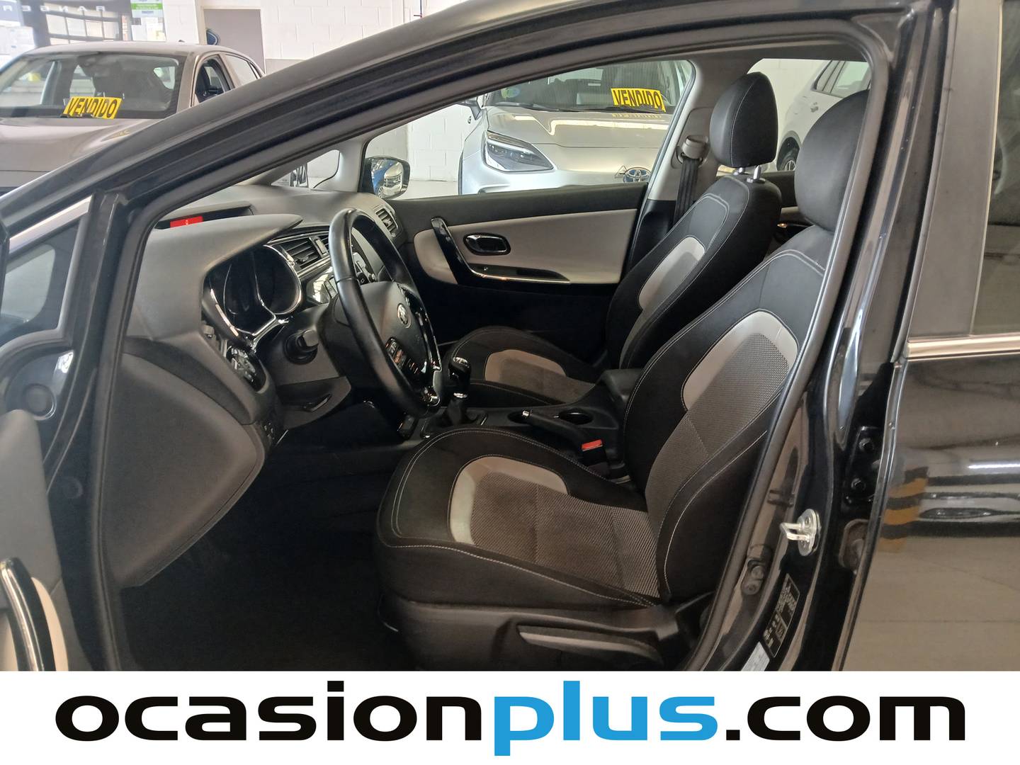 Foto KIA Ceed Kia Ceed 1.6 CRDi VGT x-Tech17 (136 CV)