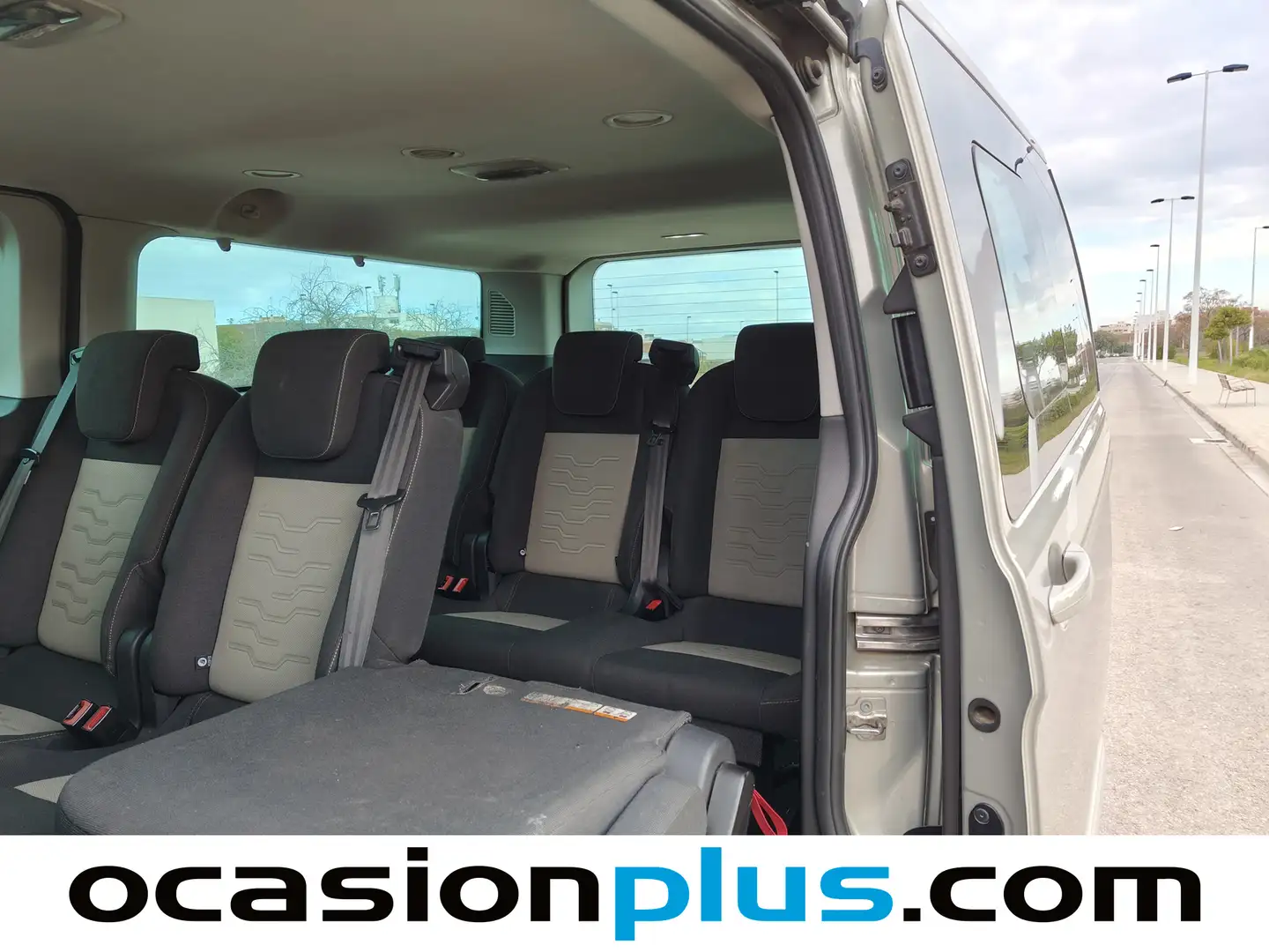 Foto Ford Tourneo Custom Ford Tourneo Custom 2.2 TDCI 300 Titanium L2 (155 CV) 8 PLAZAS