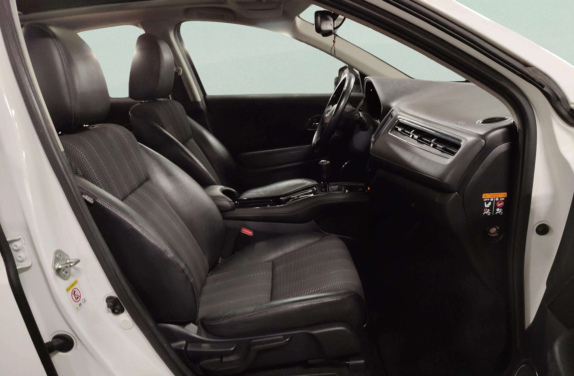 Honda HR-V 1.6 i-DTEC Executive - foto 19
