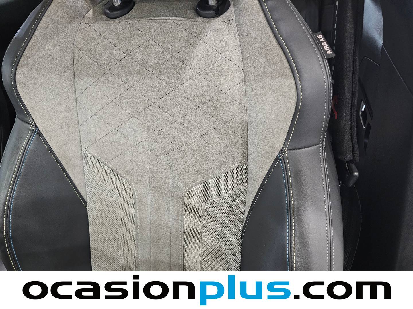 Foto Peugeot e-2008 Peugeot e-2008 Eléctrico GT 100 kW (136 CV)