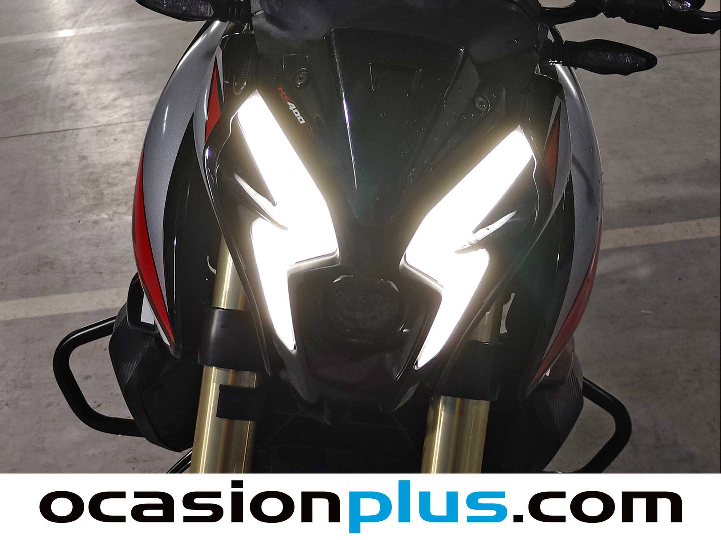 Extras y acabados del Bajaj Pulsar NS 400 Z Bajaj Pulsar NS 400 Z (39 CV)
