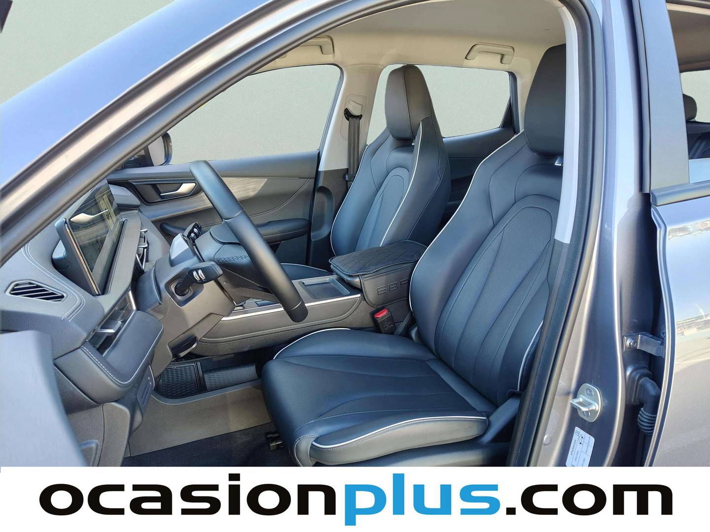 Foto asientos delanteros EBRO S400 EBRO S400 1.5 DHE HEV Excellence CVT (211 CV)