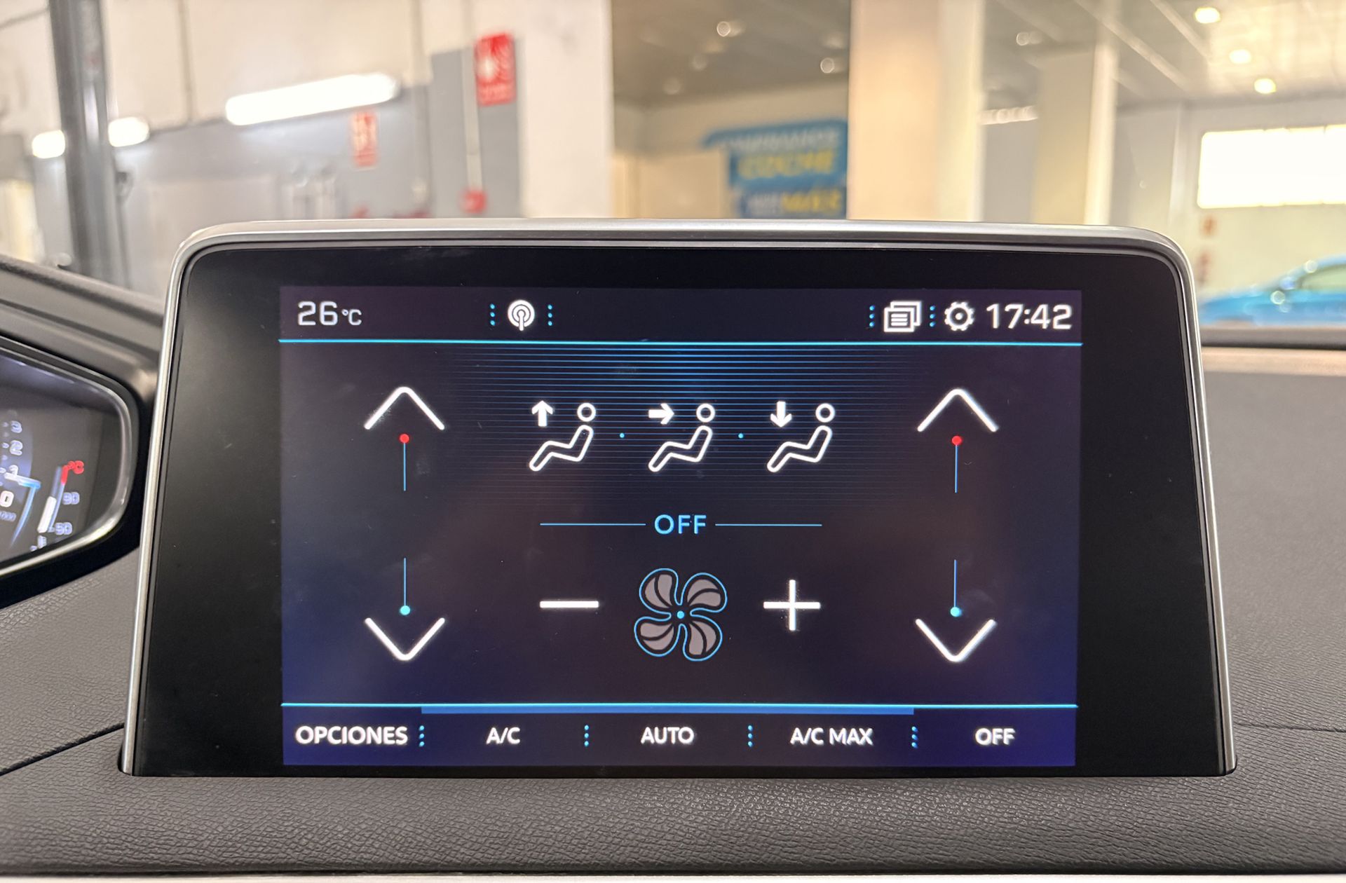 Peugeot 5008 PureTech 130 Allure 7 plazas - foto 31