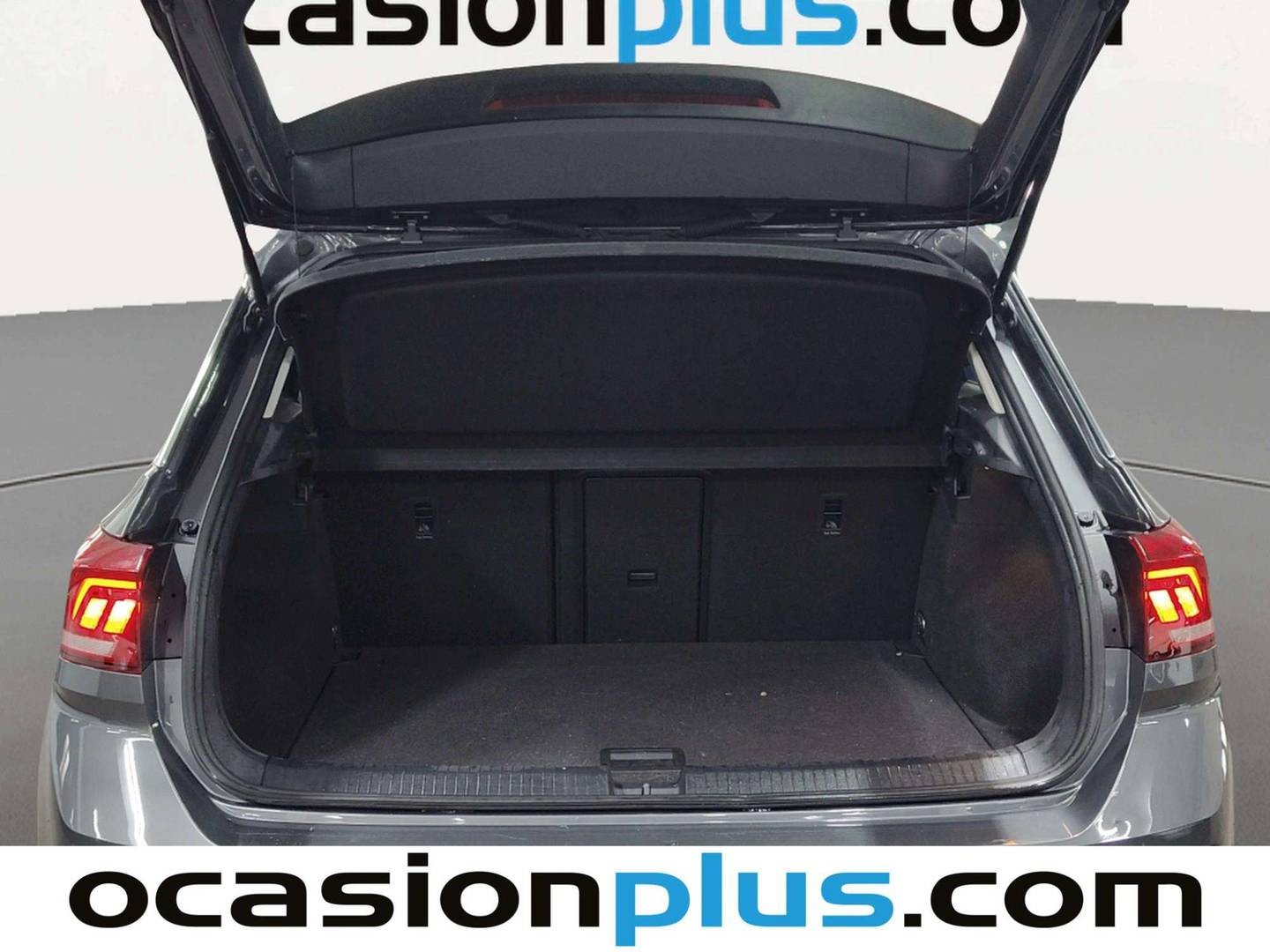 Fotos maletero Volkswagen T-Roc Volkswagen T-Roc Advance 2.0 TDI (150 CV) DSG