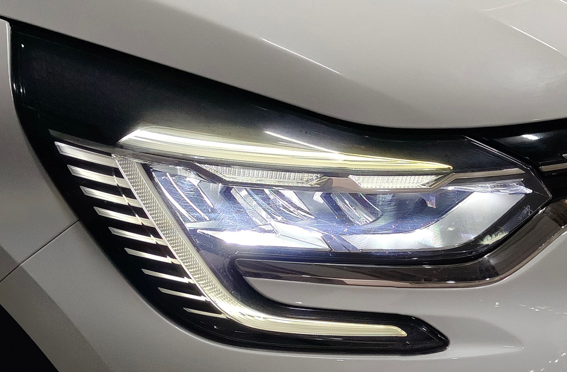 Renault Captur Zen E-Tech Híbrido enchufable - foto 16