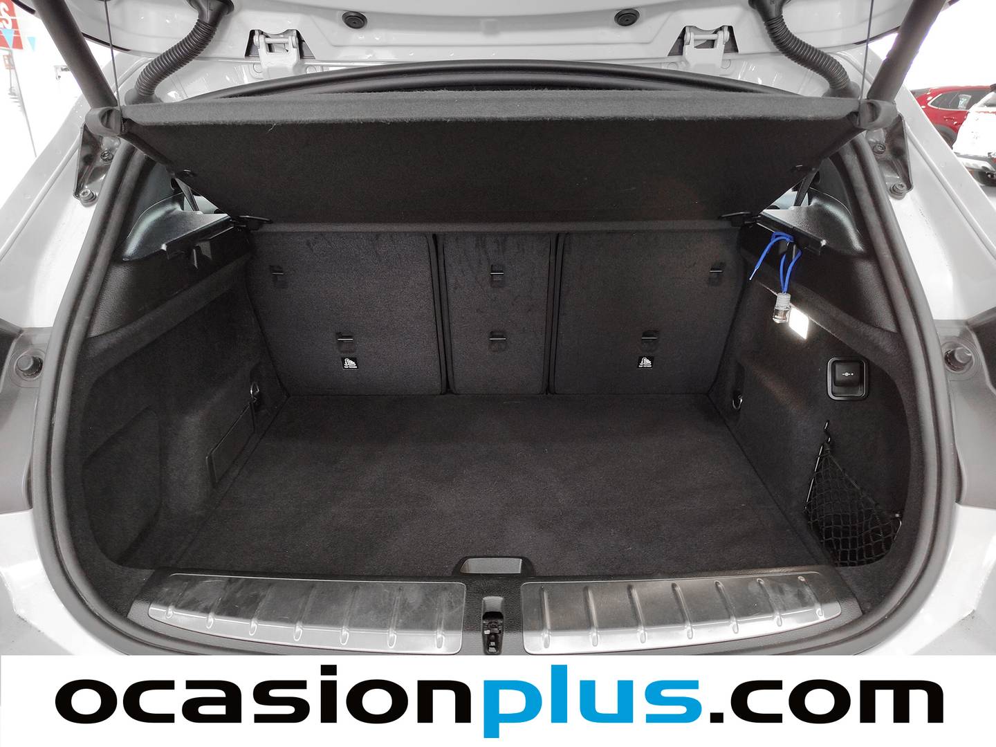 Fotos maletero BMW X2 BMW X2 sDrive18d (150 CV) Pack M