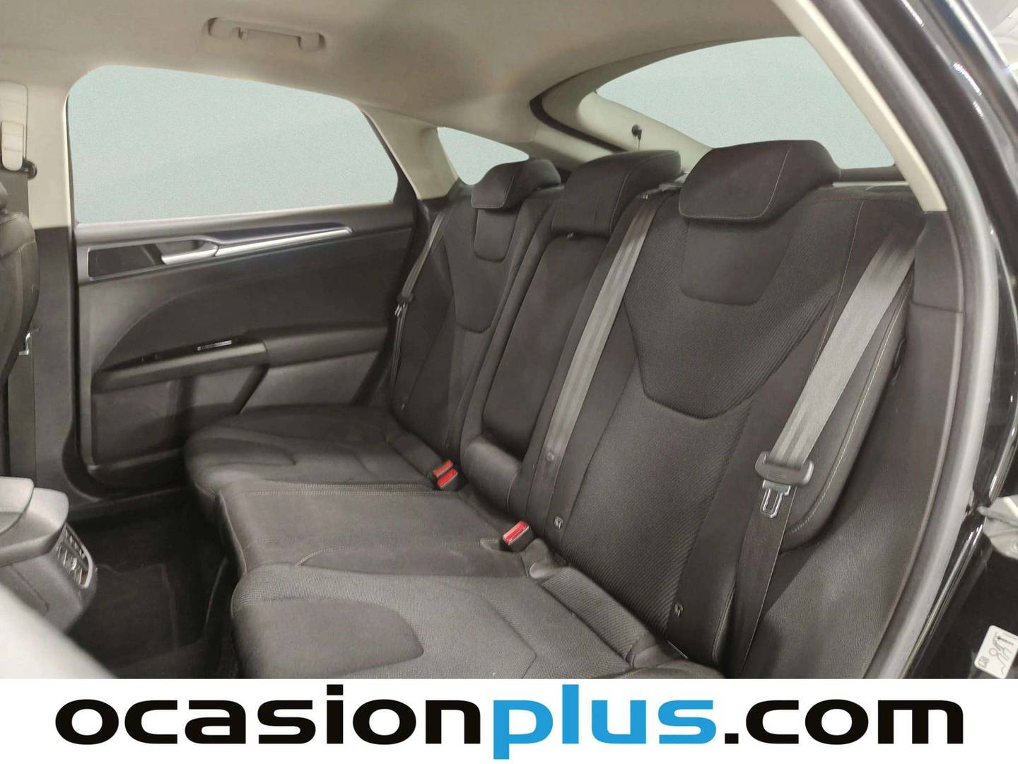 Foto asientos traseros Ford Mondeo Ford Mondeo 1.5 EcoBoost Titanium (165 CV)