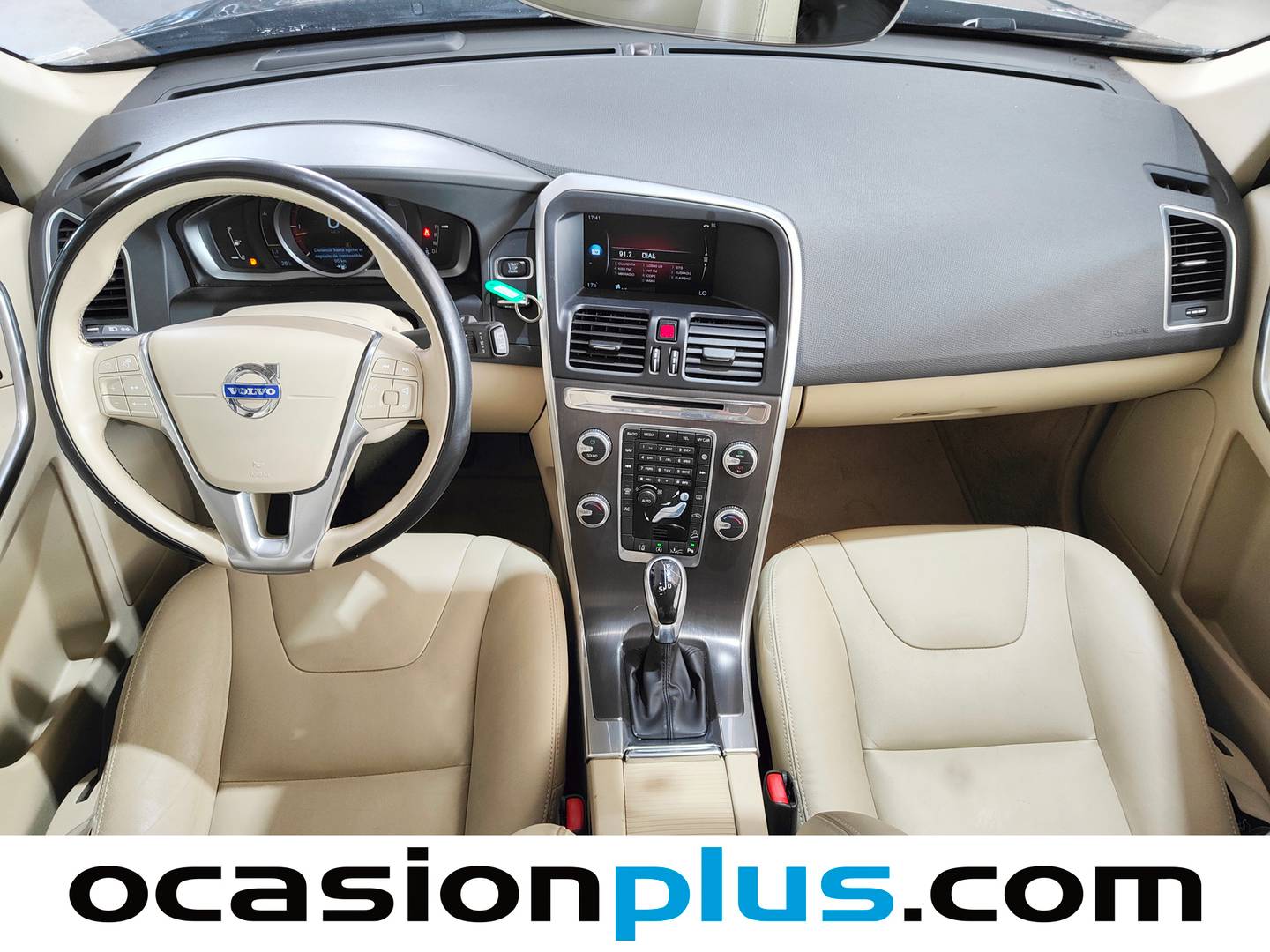 Foto Volvo XC60 Volvo XC60 D4 Momentum AWD Auto (190 CV)