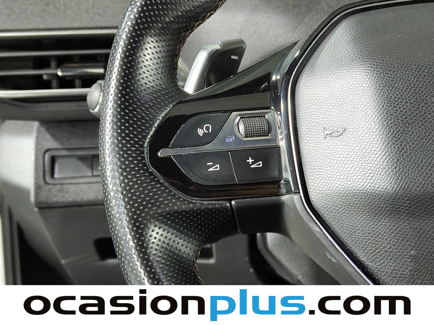 Foto Peugeot 3008 Peugeot 3008 BlueHDi 130 S&S GT EAT8 (130 CV)