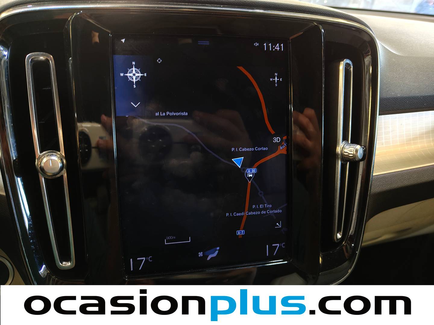 Equipamiento del Volvo XC40 Volvo XC40 D3 Business Plus Auto (150 CV)