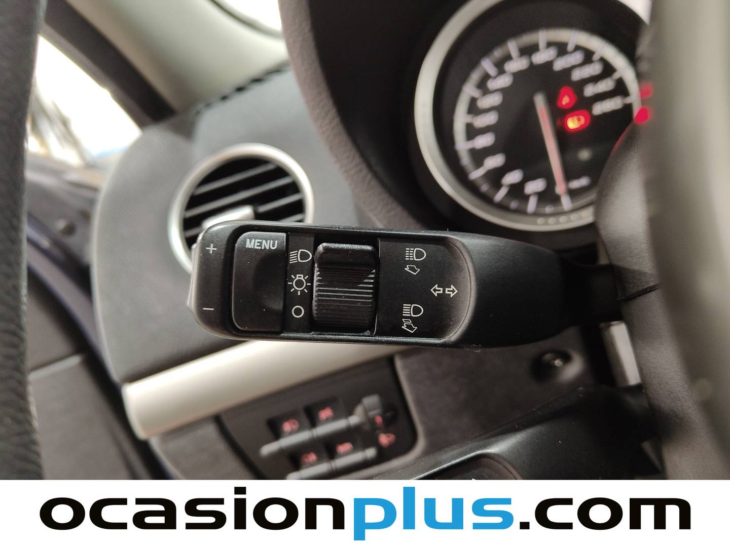 Extras y acabados del Alfa Romeo 159 Alfa Romeo 159 1.9 JTD 8v Distinctive (120 CV)