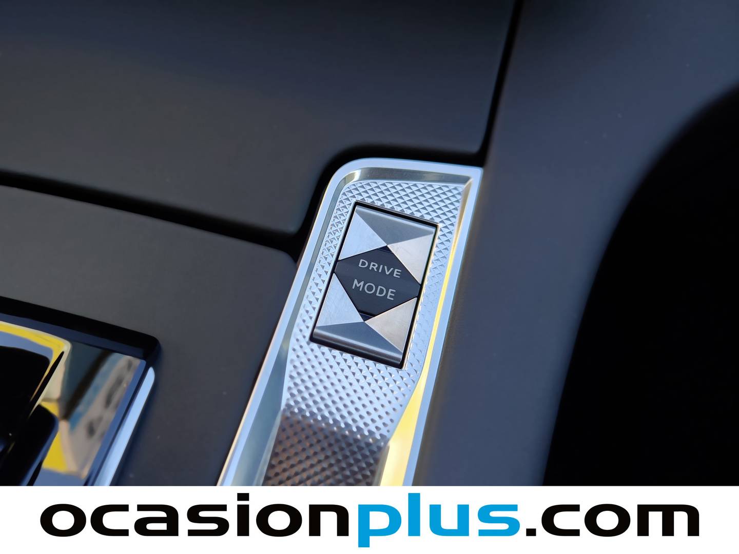 DS DS 7 DS DS7 BlueHDi 130 Rivoli Auto (130 CV) seminuevo