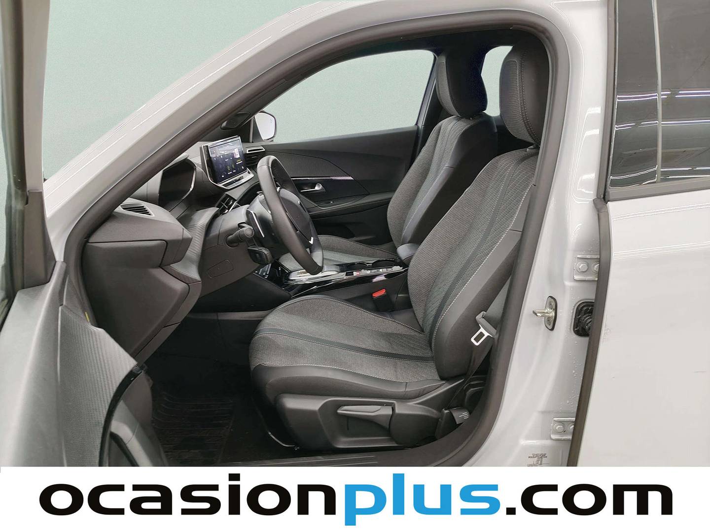 Foto Peugeot 2008 Peugeot 2008 Allure Hybrid eDCS6 (145 CV)