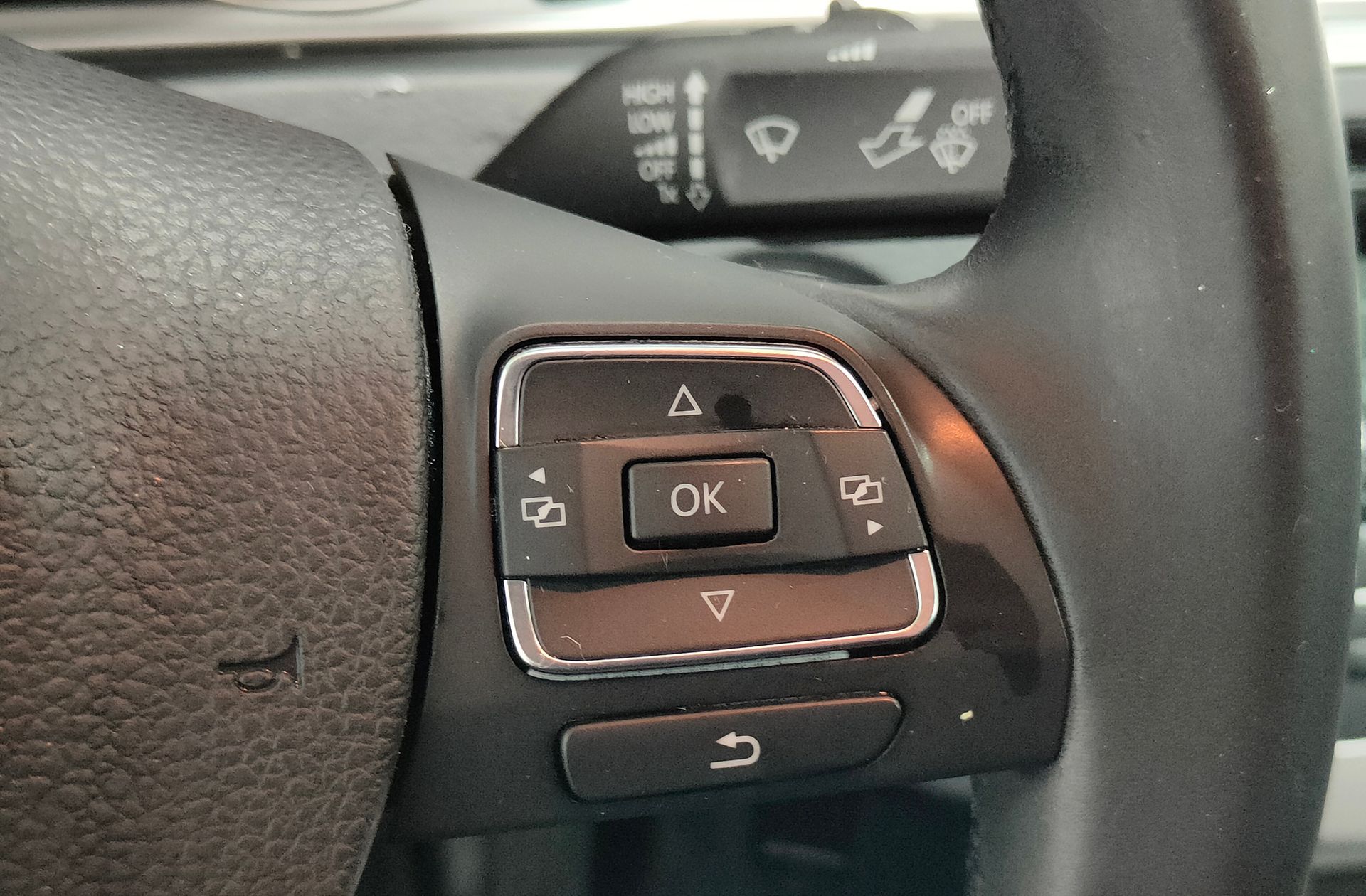 Volkswagen Passat Edition 1.6 TDI BMT - foto 23