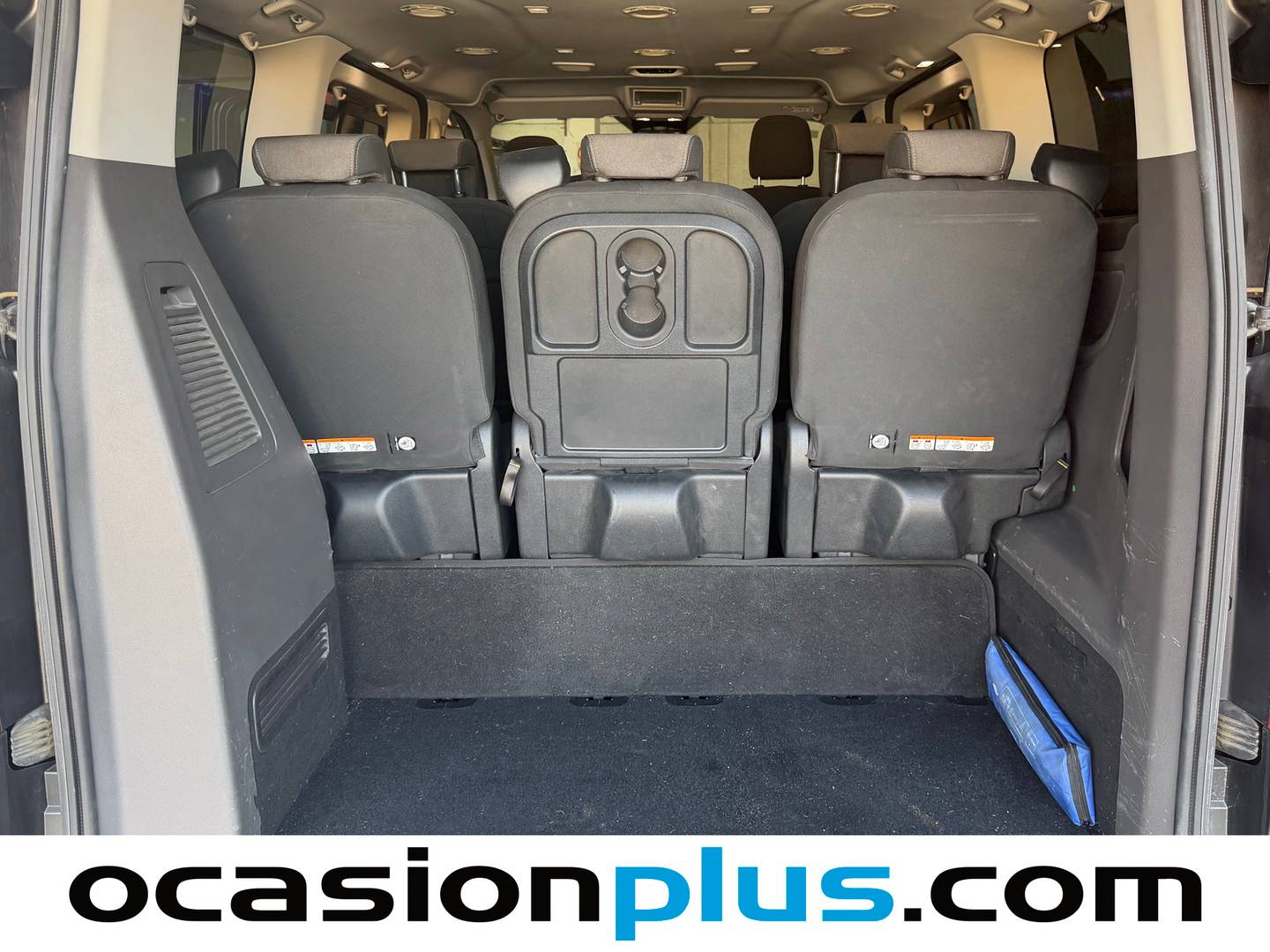 Foto Ford Tourneo Custom Ford Tourneo Custom 2.0 Ecoblue L1 Titanium (150 CV) 8 Plazas siete plazas