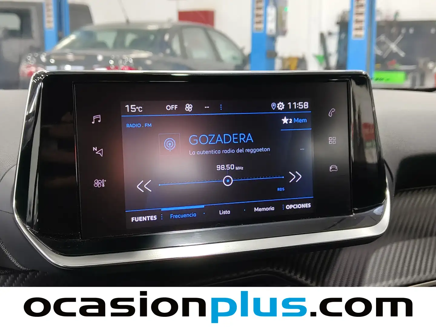 Foto Peugeot 2008 Peugeot 2008 Puretech 100 S&S Active Pack (100 CV)