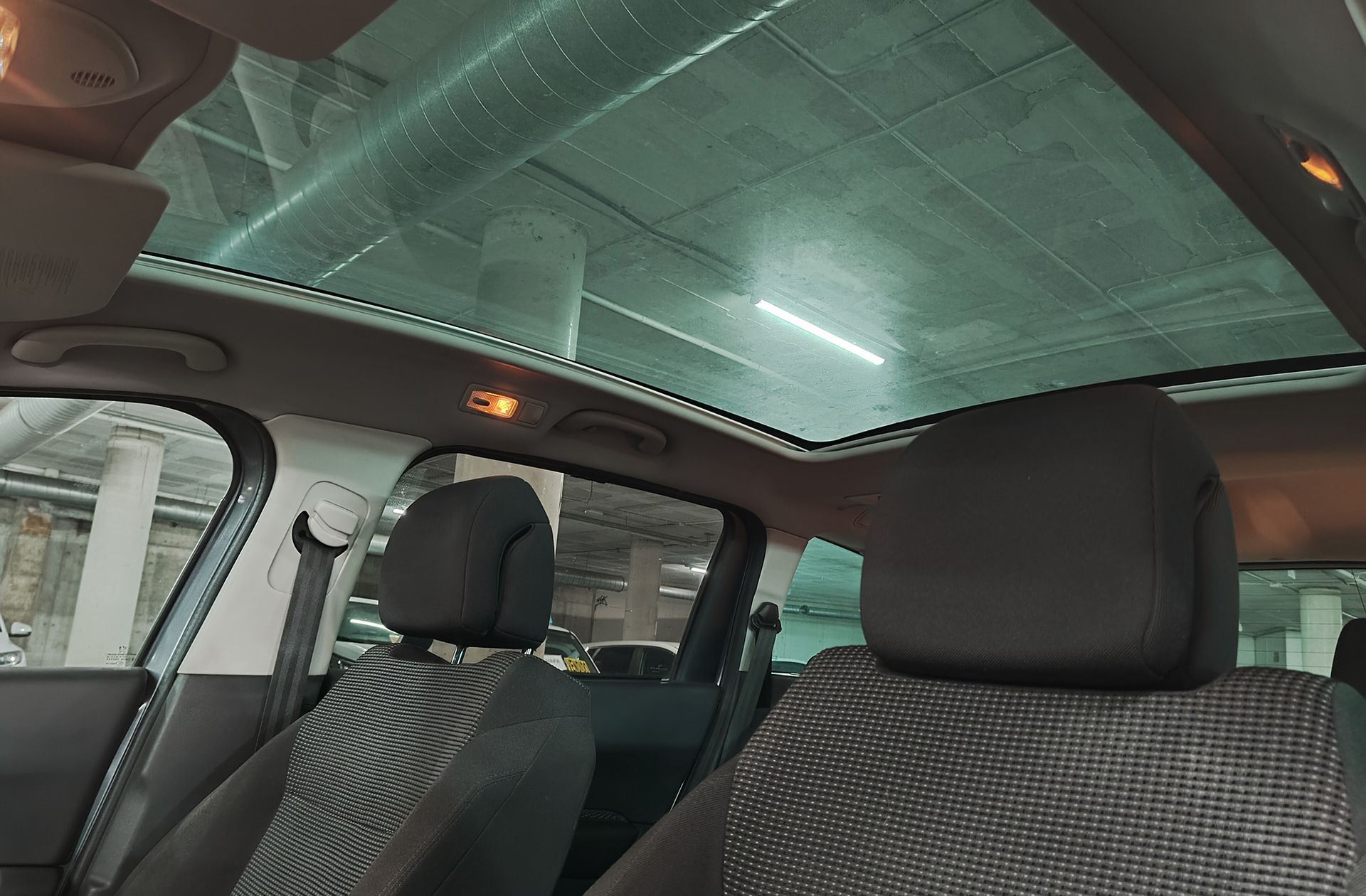 Peugeot 5008 1.6 HDi Sport Pack FAP 7 plazas - foto 8
