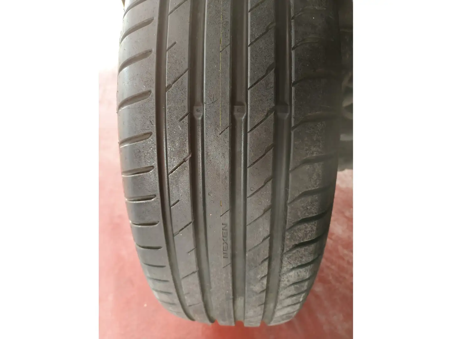 Foto Hyundai Kona Hyundai Kona 1.0 TGDi Maxx 4x2 DCT (120 CV)