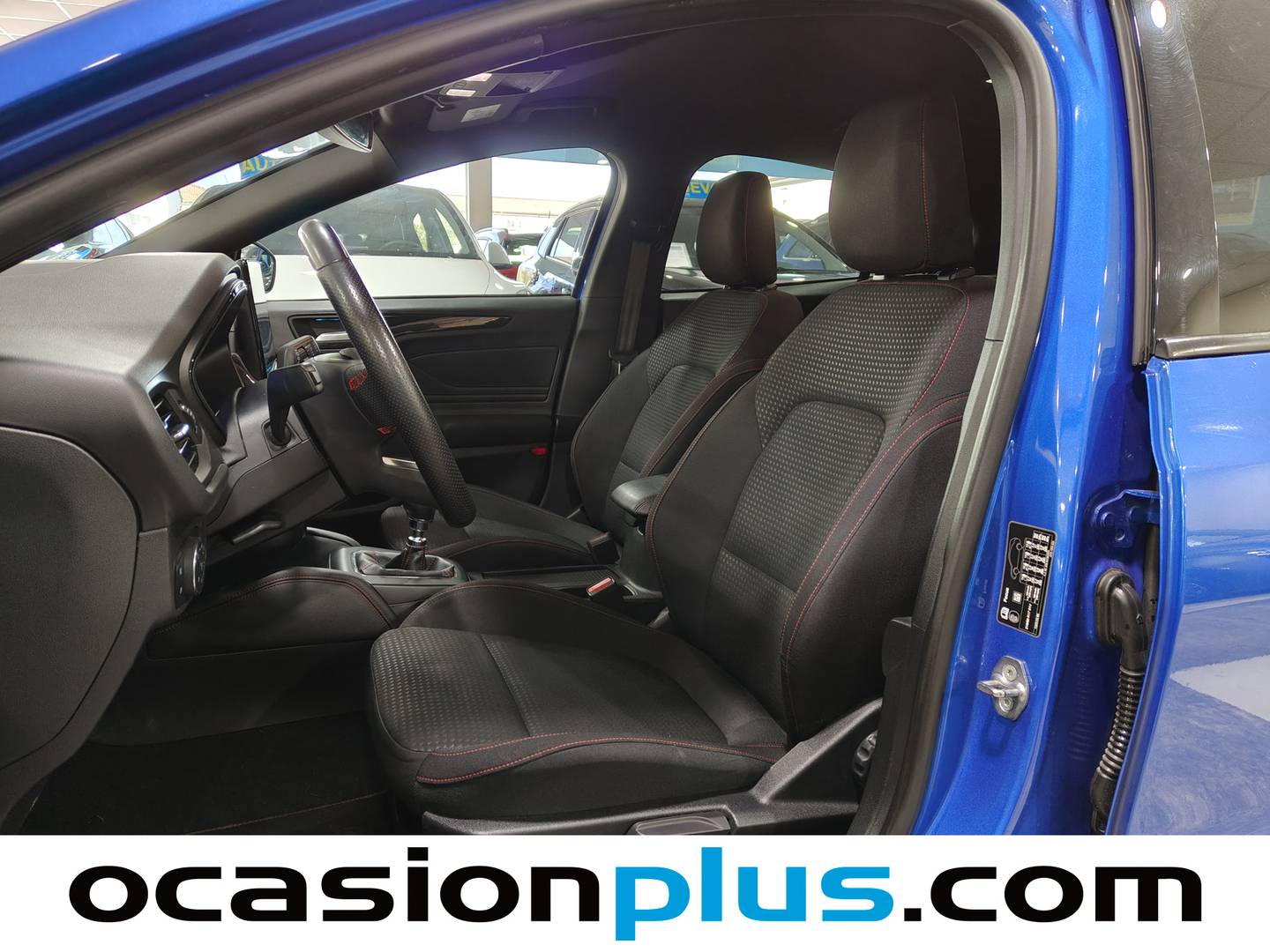 Foto asientos delanteros Ford Focus Ford Focus 1.0 Ecoboost MHEV ST-Line (125 CV)