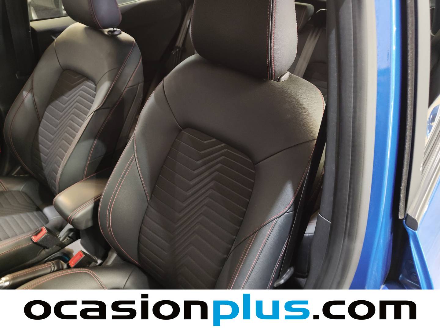 Foto Ford Puma Ford Puma 1.0 EcoBoost MHEV ST-Line X Auto  (125 CV)