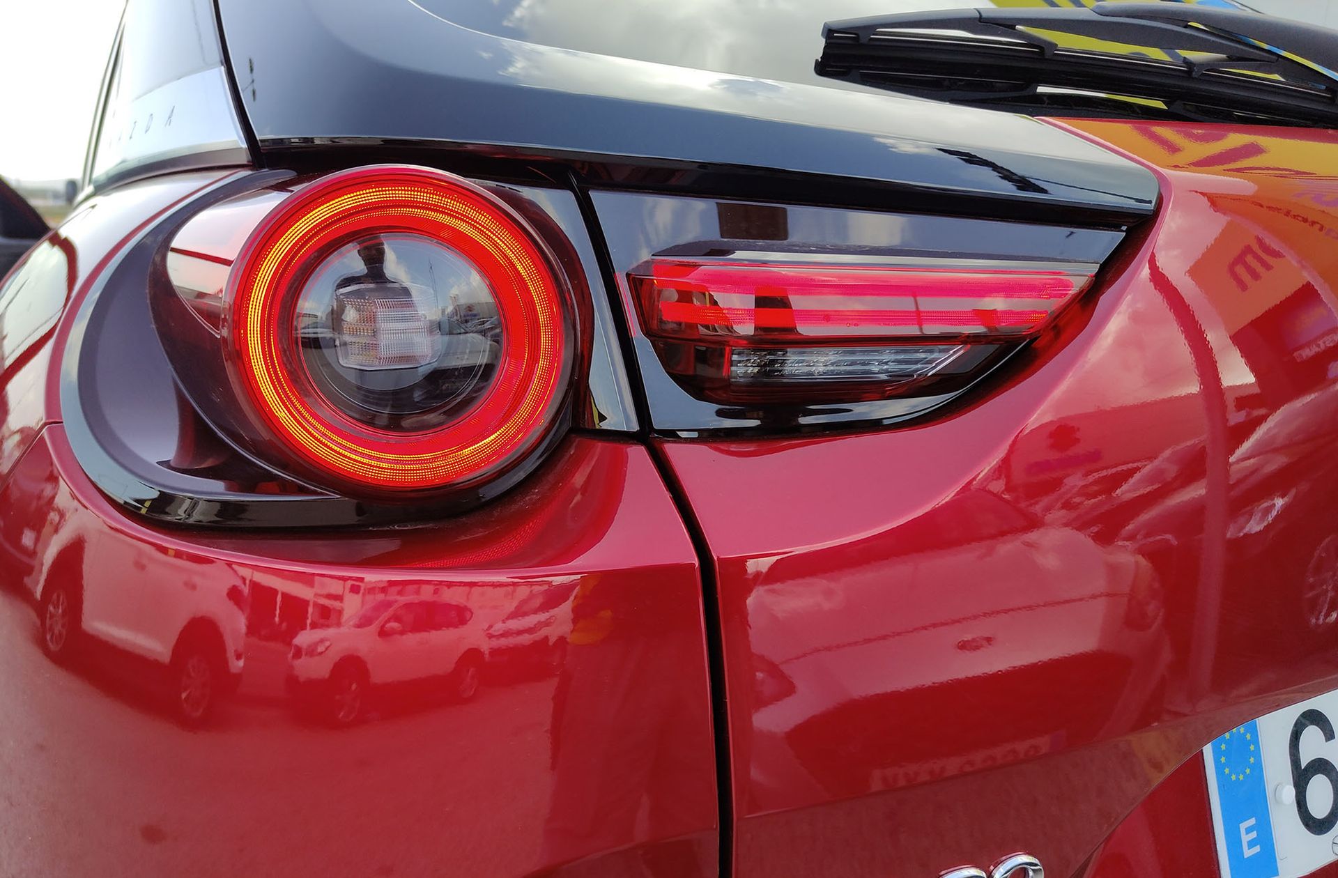 Mazda MX-30 e-Skyactiv R-EV Advantage Modern Confidence - foto 22
