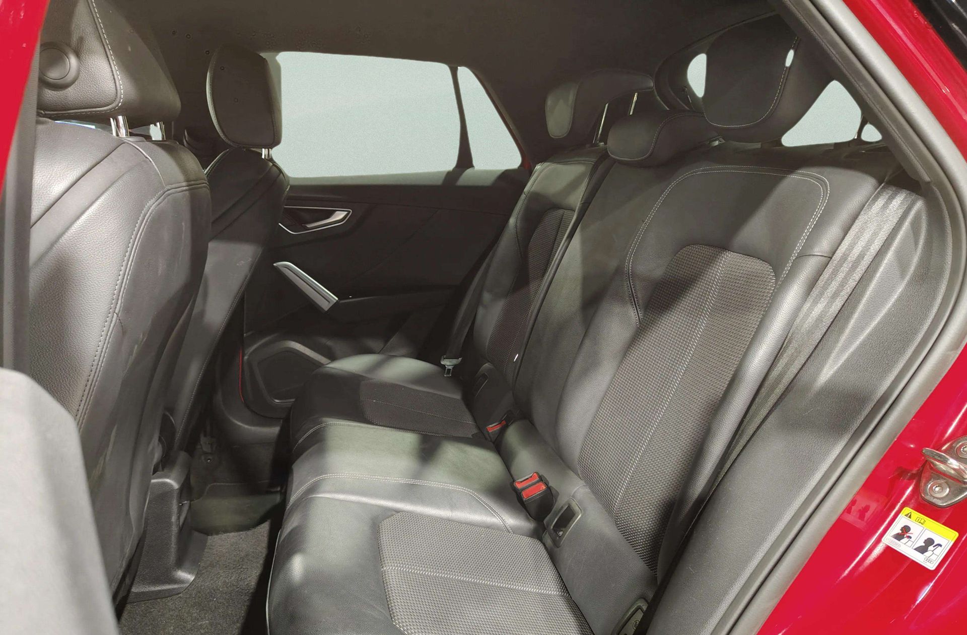 Audi Q2 Adrenalin 30 TDI S tronic Pack S-Line - foto 12