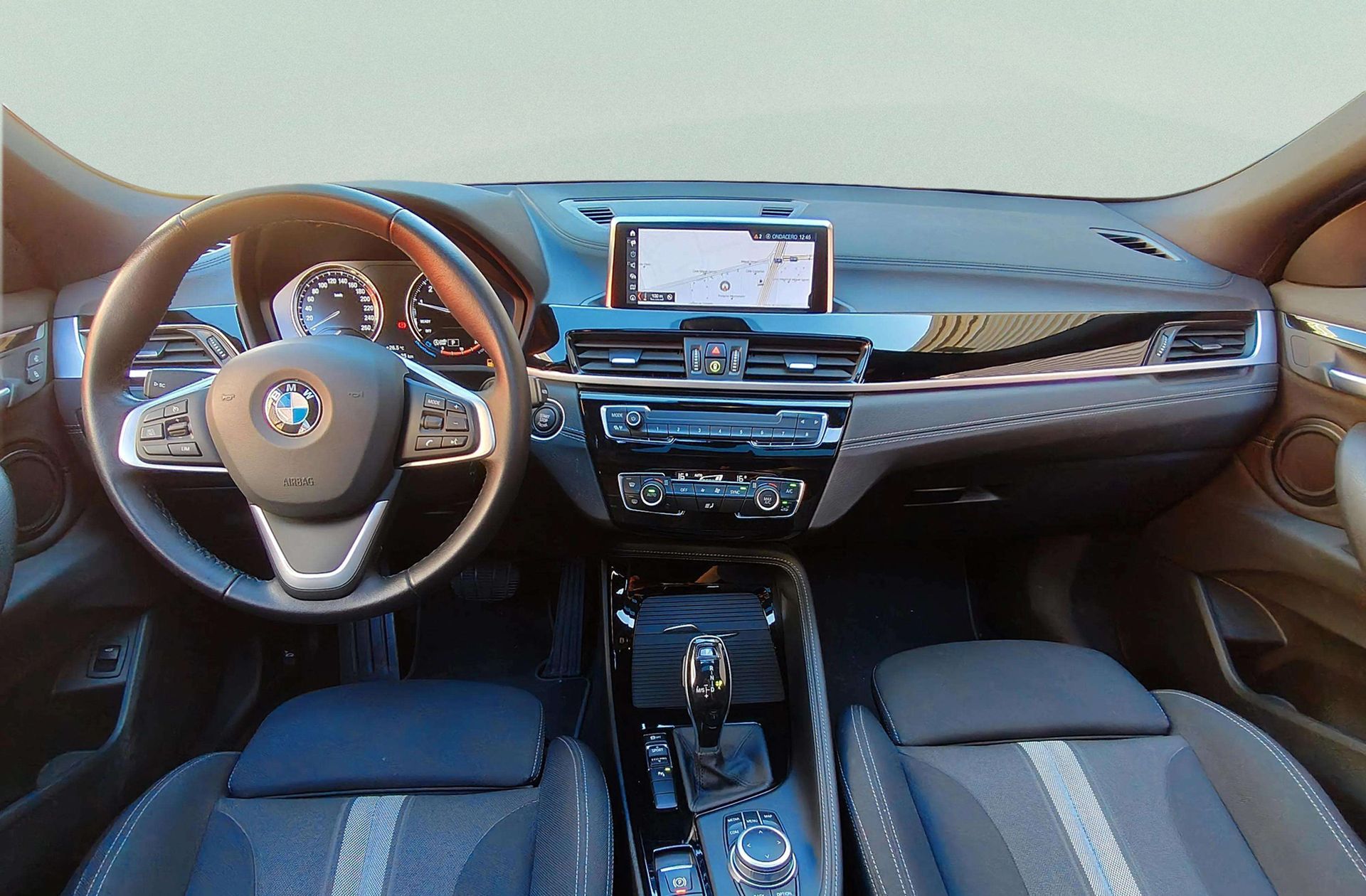 BMW X2 sDrive18i - foto 7