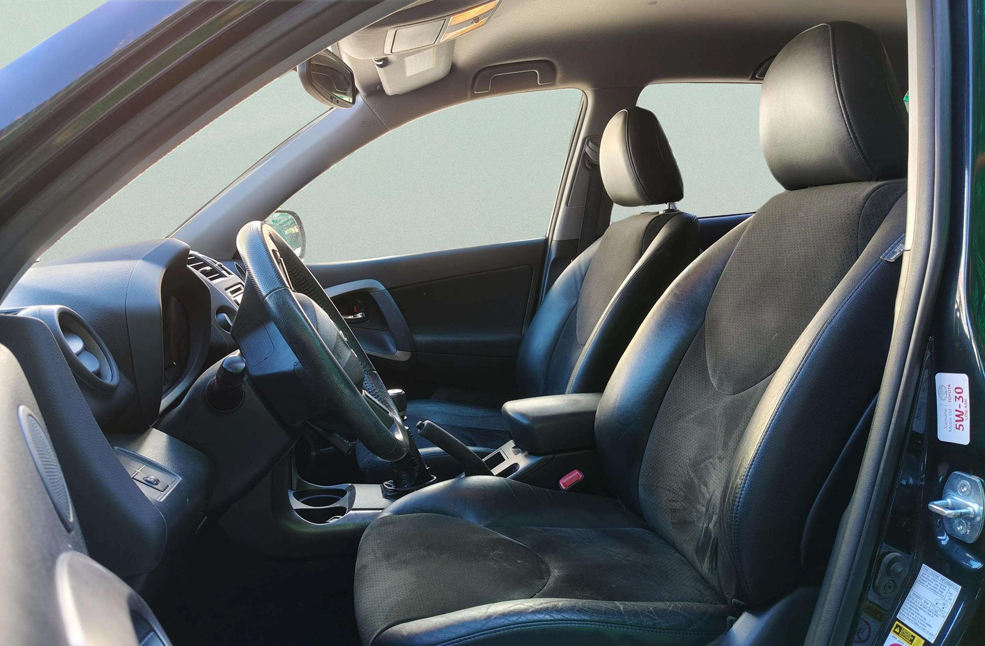 Toyota RAV4 2.2D-4D Advance 4x2 - foto 11