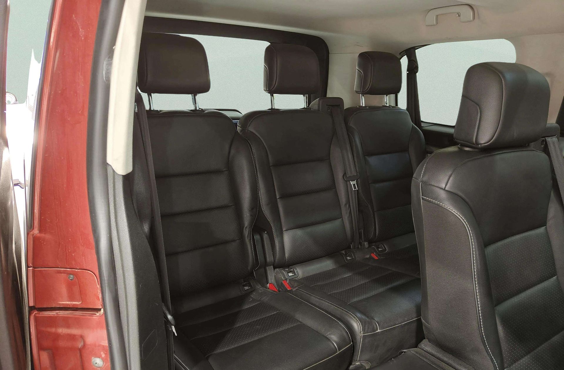 Peugeot Traveller BlueHDi 150 Allure Standard 9 plazas - foto 7