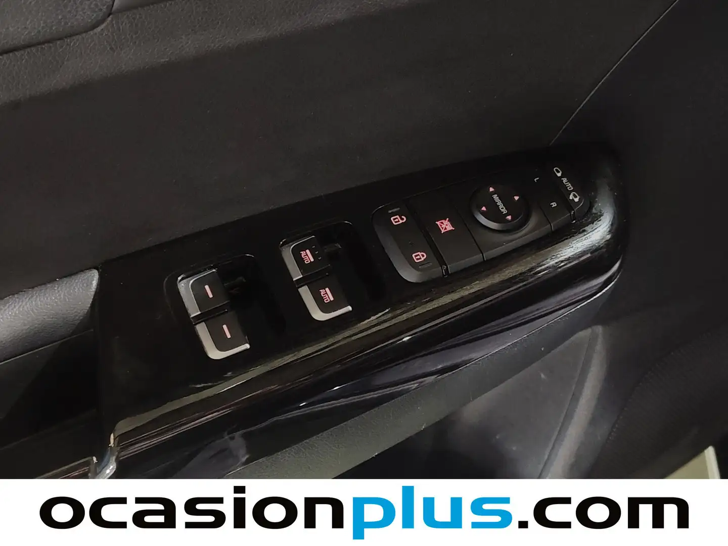 Foto KIA Sportage Kia Sportage 1.6 GDI Black Edition 4x2 (132 CV)