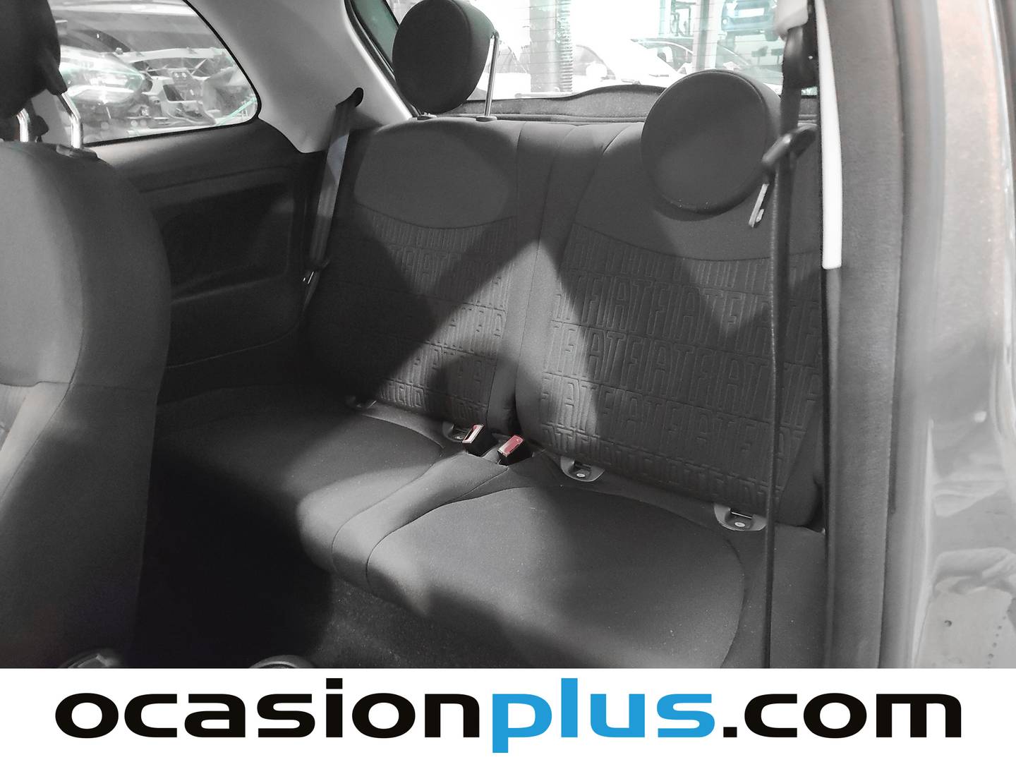 Foto asientos traseros Fiat 500 Fiat 500 1.0 Hybrid Dolcevita (70 CV)