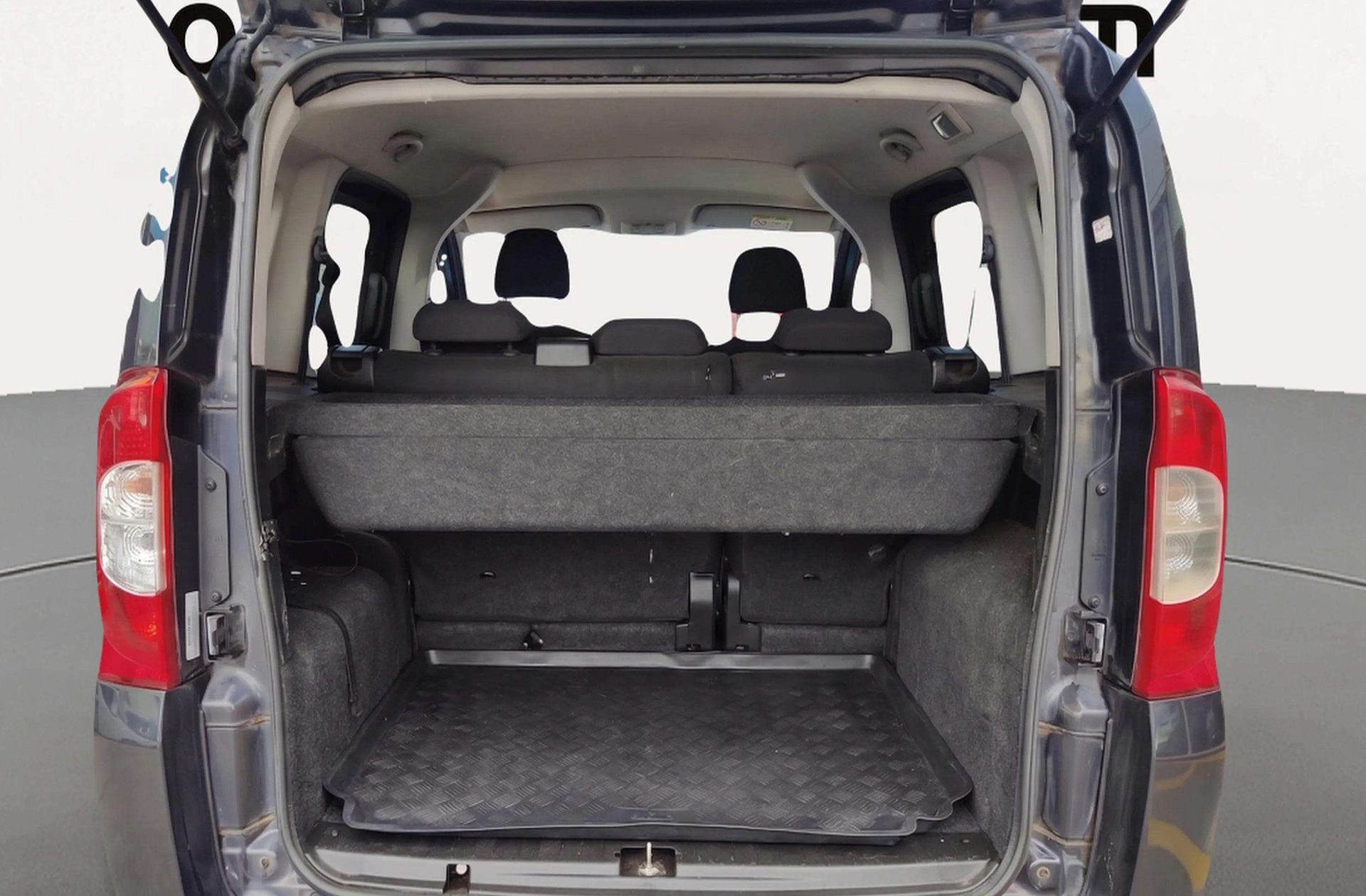 Fiat Qubo 1.3 MultiJet Dynamic - foto 11